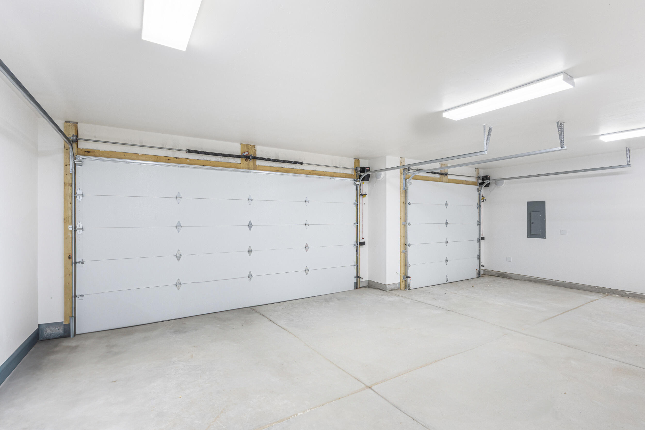 6 Servis Farm Road