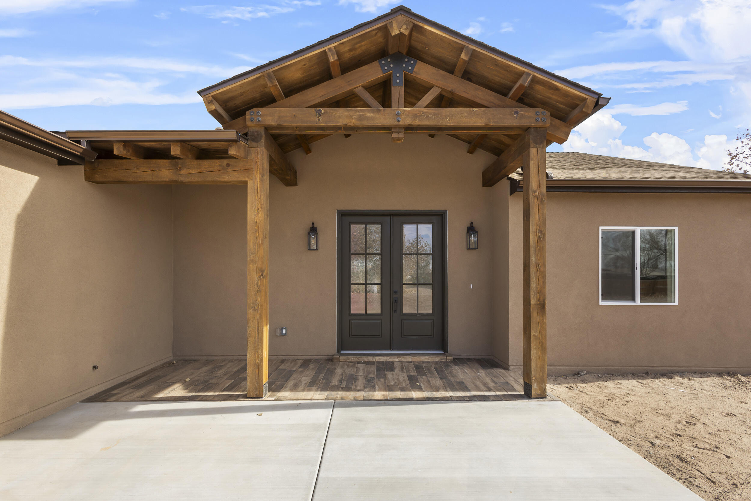 6 Servis Farm Road