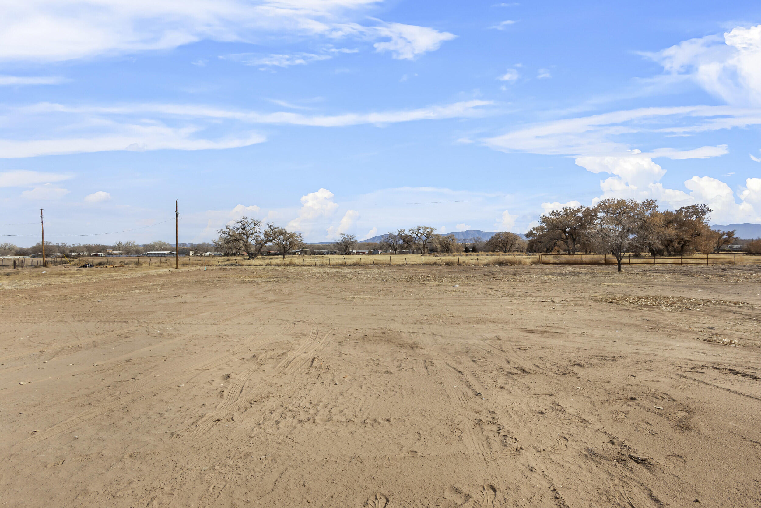 6 Servis Farm Road