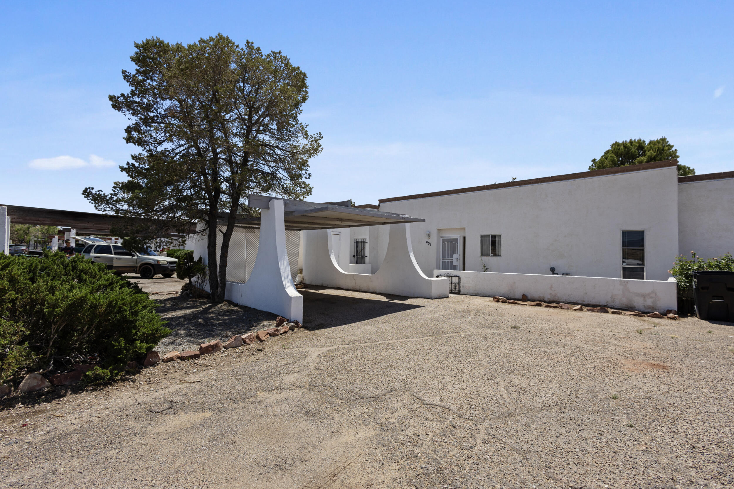 604 MADDOX Loop