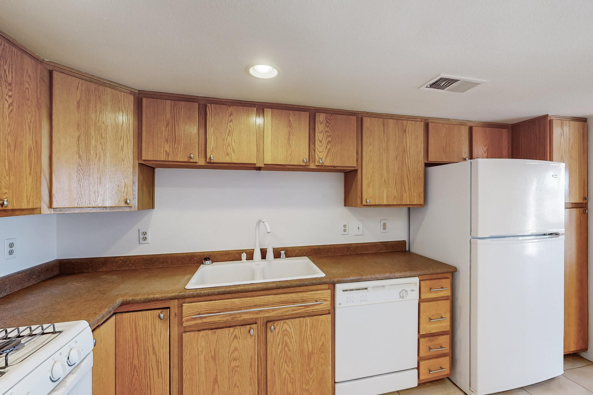 839 COUNTRY CLUB Drive SE 2D