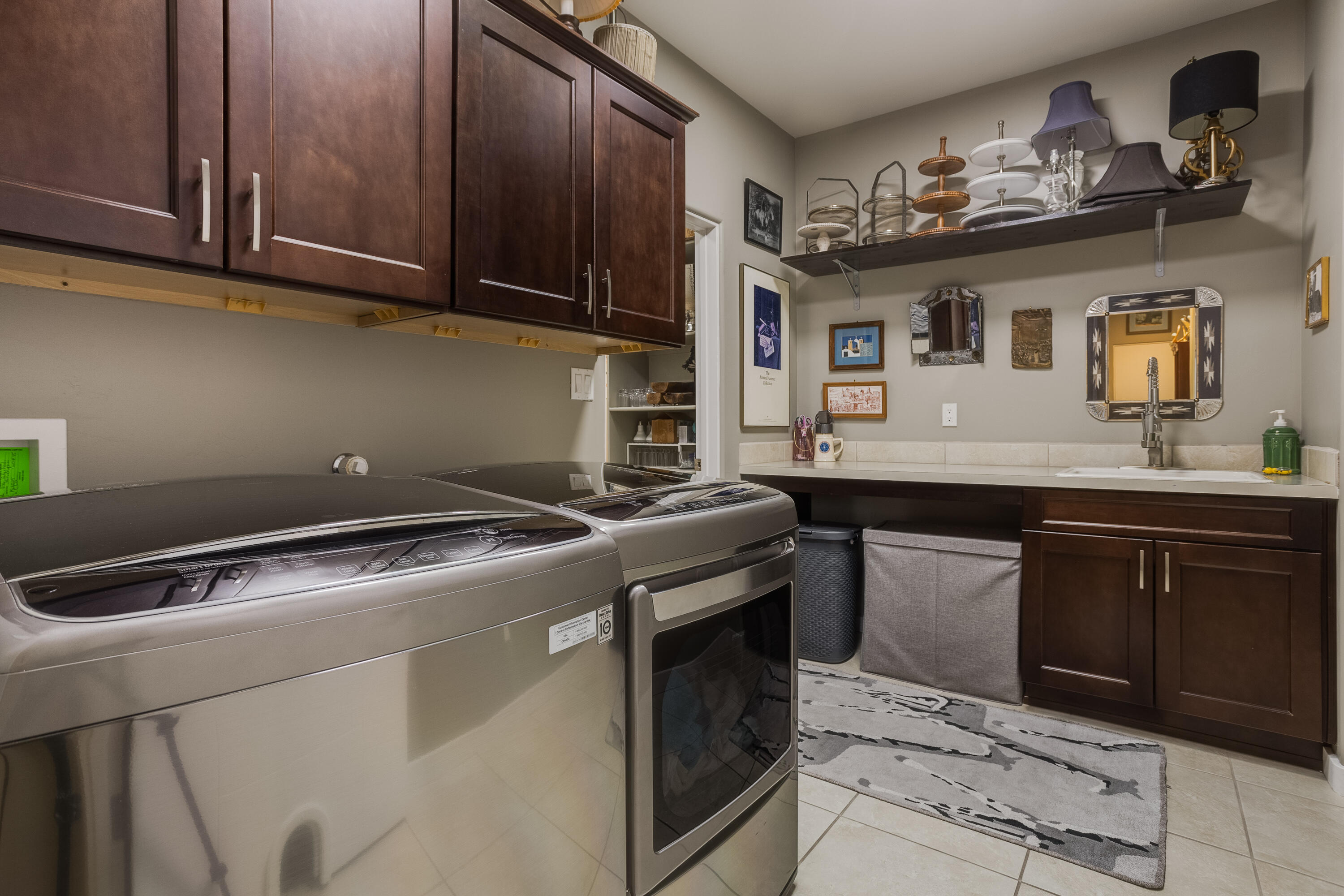 9516 RIDGE VISTA NE