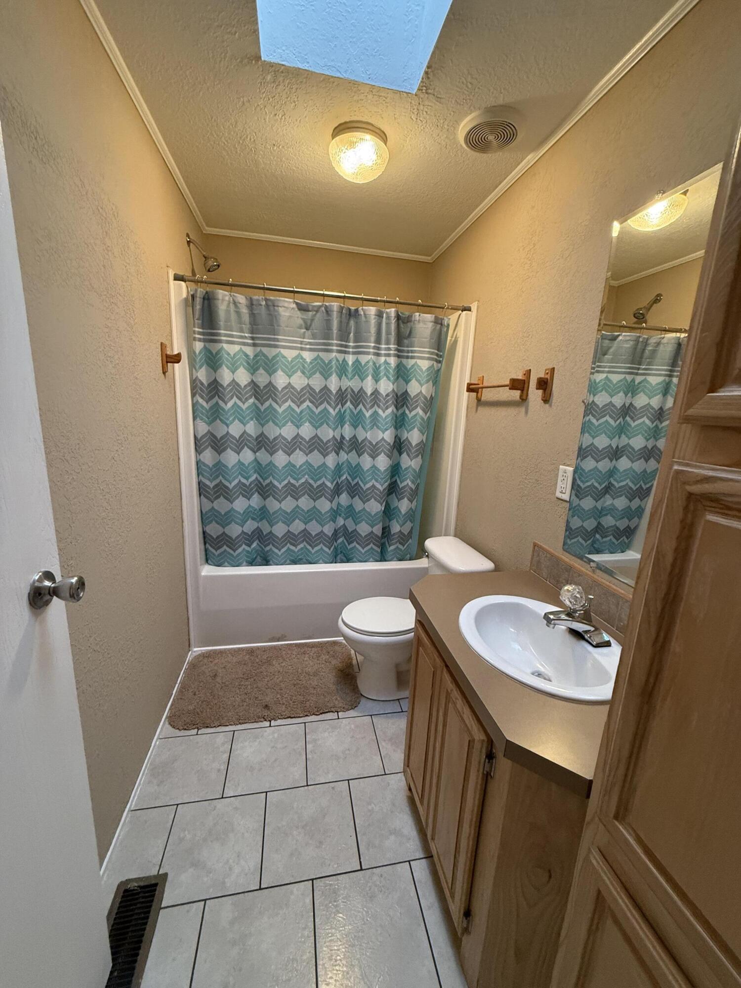 11126 Hwy 60 West