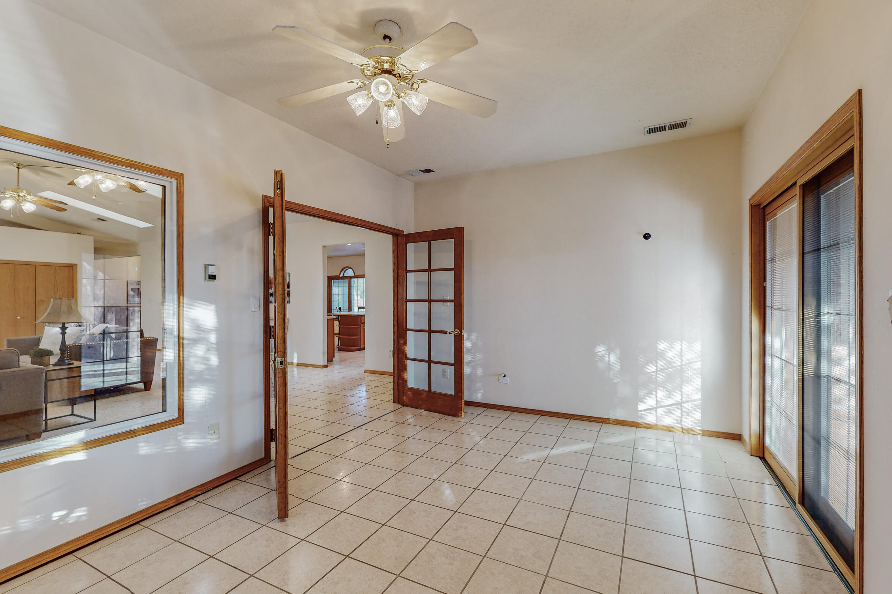 716 TYLER Road NE