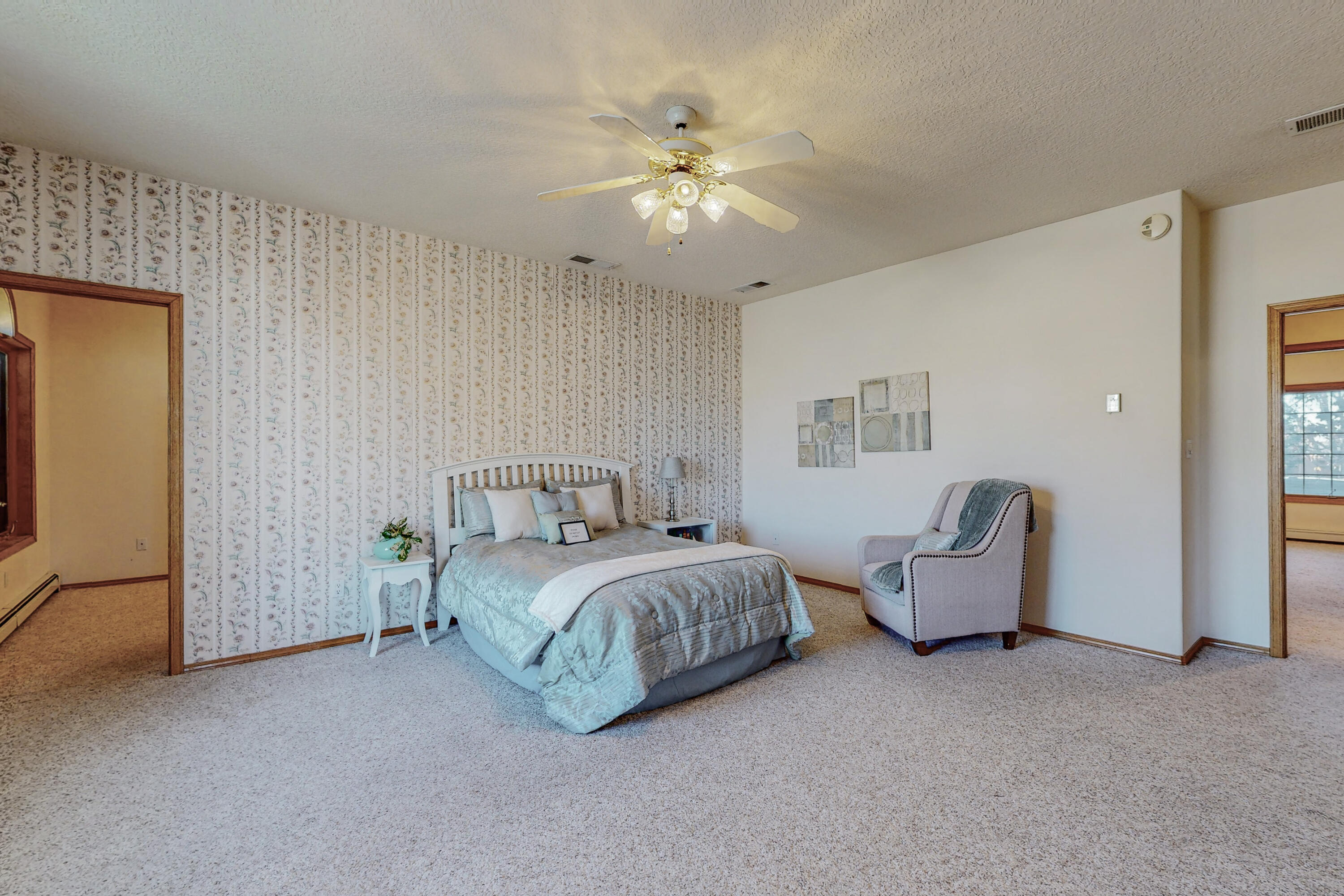 716 TYLER Road NE