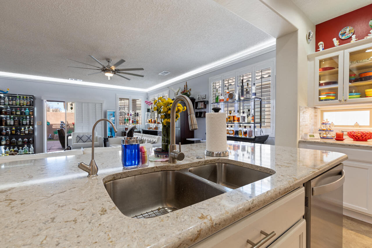 1053 EVENING PRIMROSE