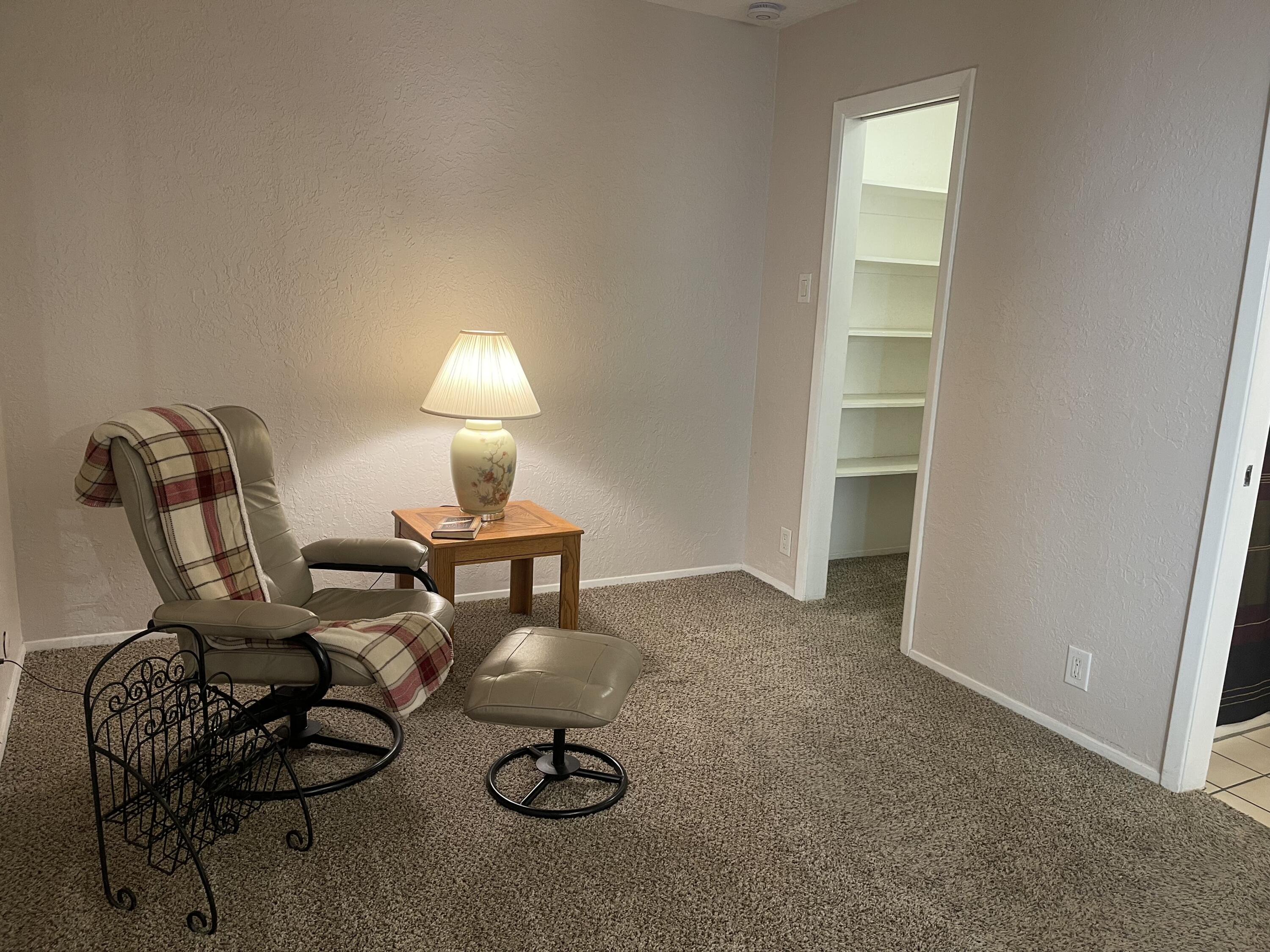 1 Casa Hermosa Drive NE