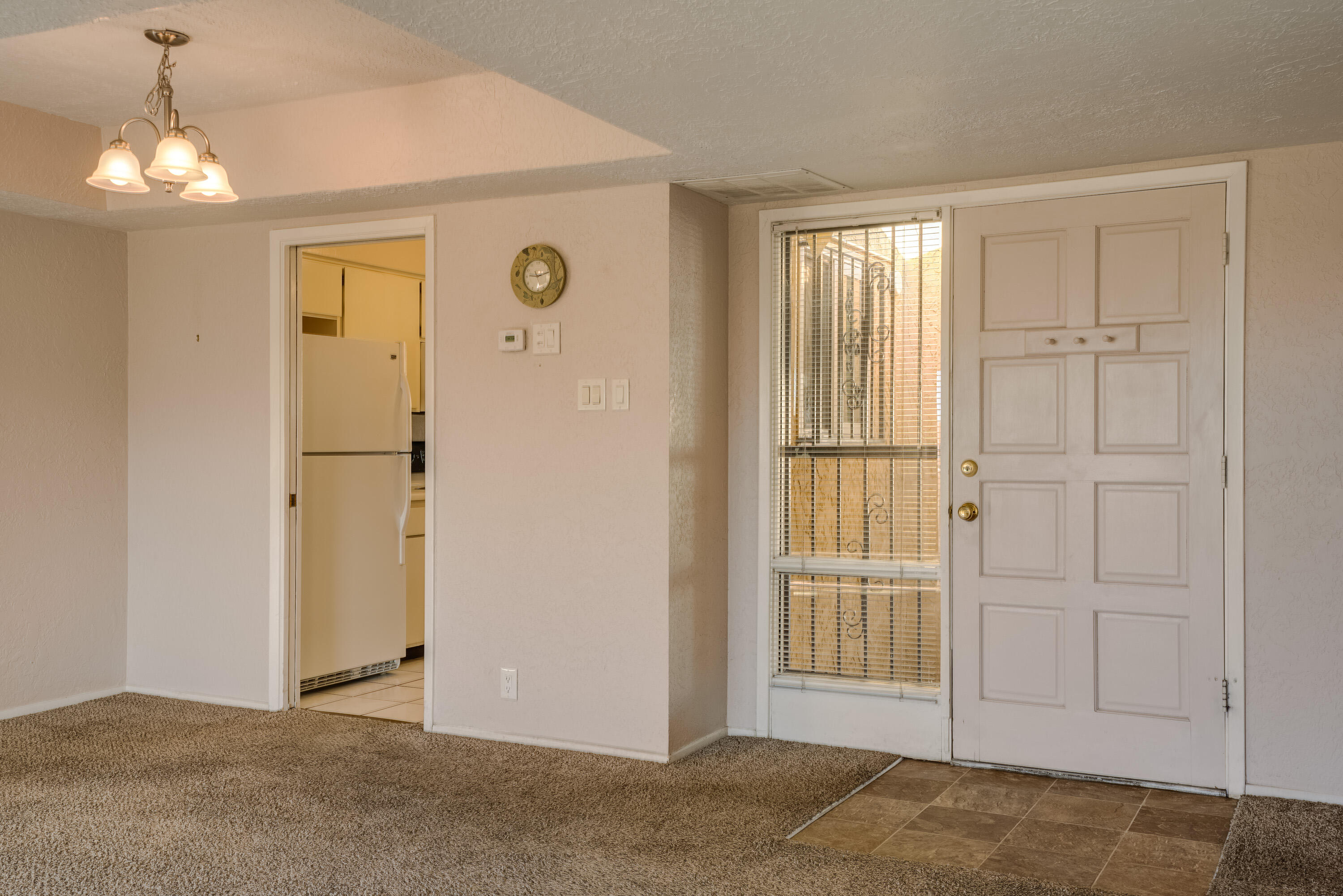 1 Casa Hermosa Drive NE