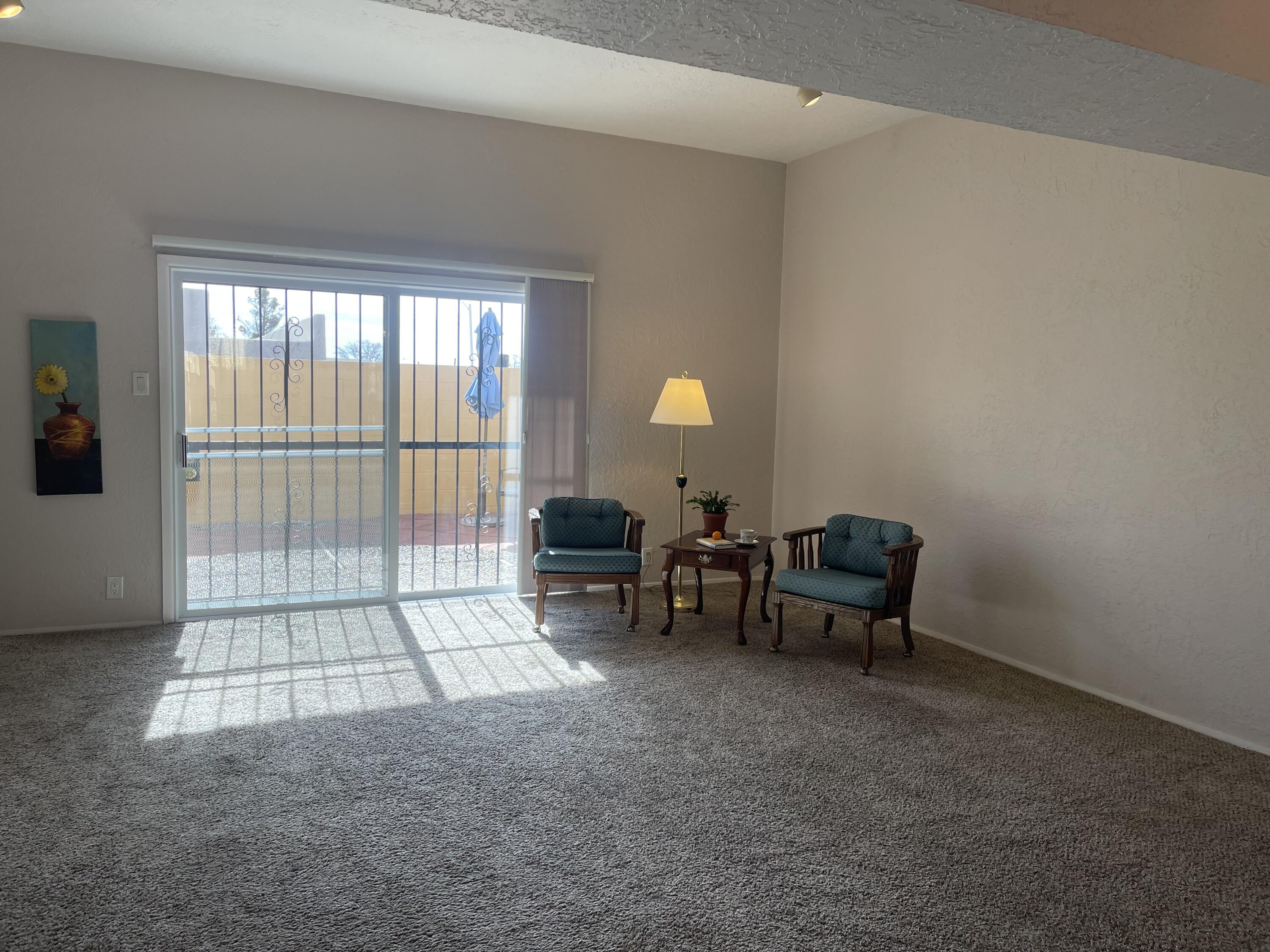 1 Casa Hermosa Drive NE