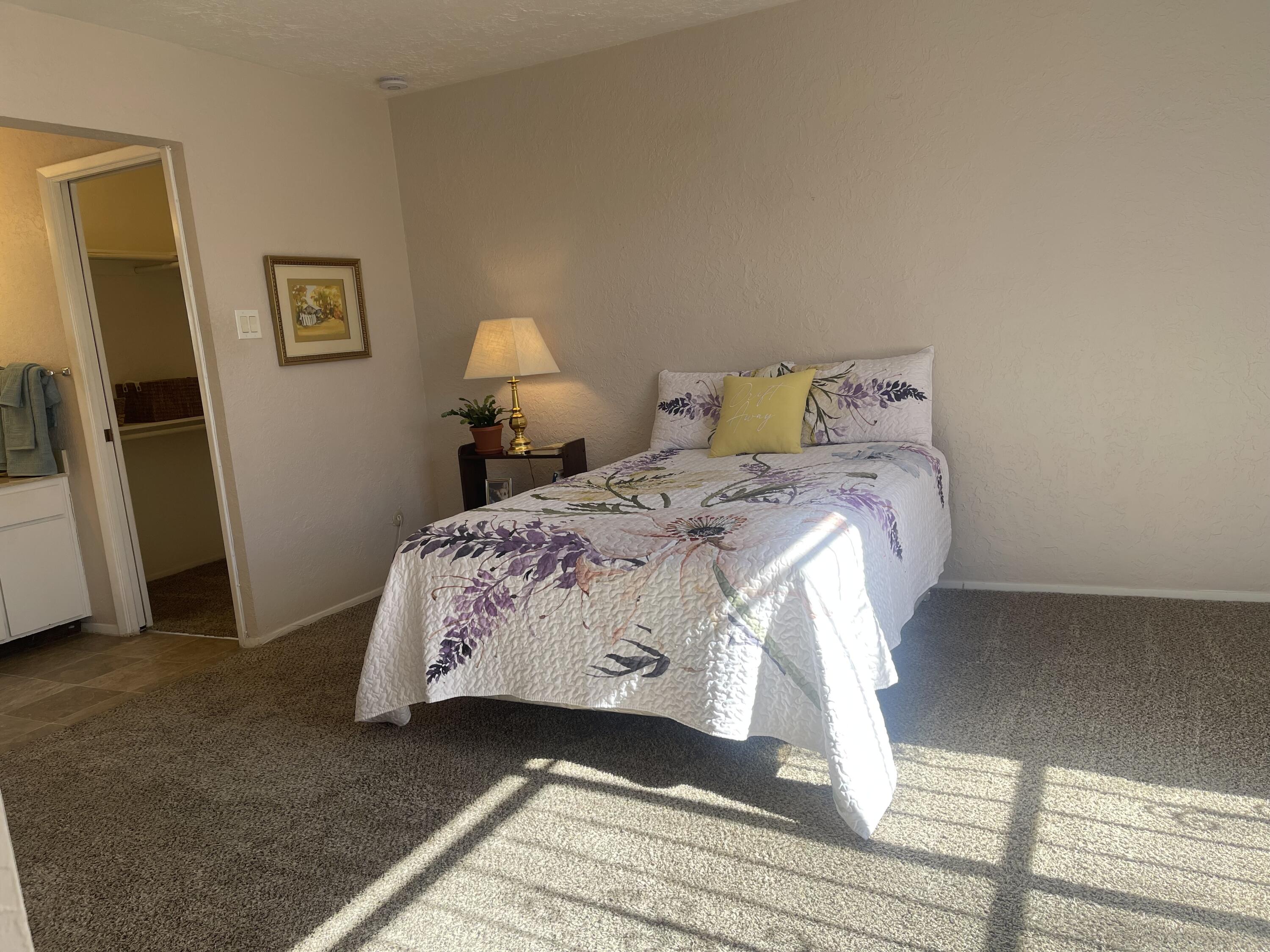 1 Casa Hermosa Drive NE