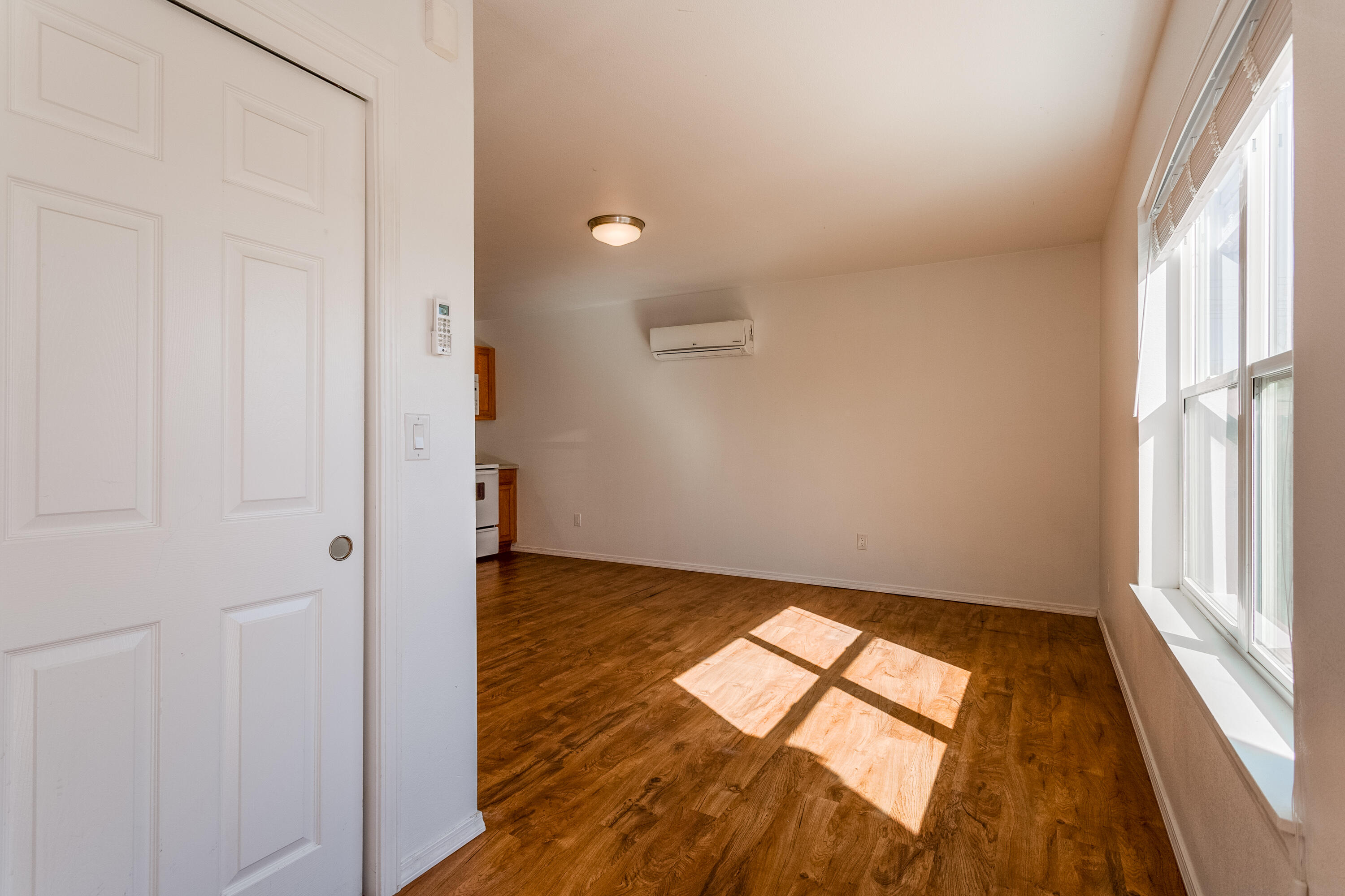 309 CORNELL Drive SE