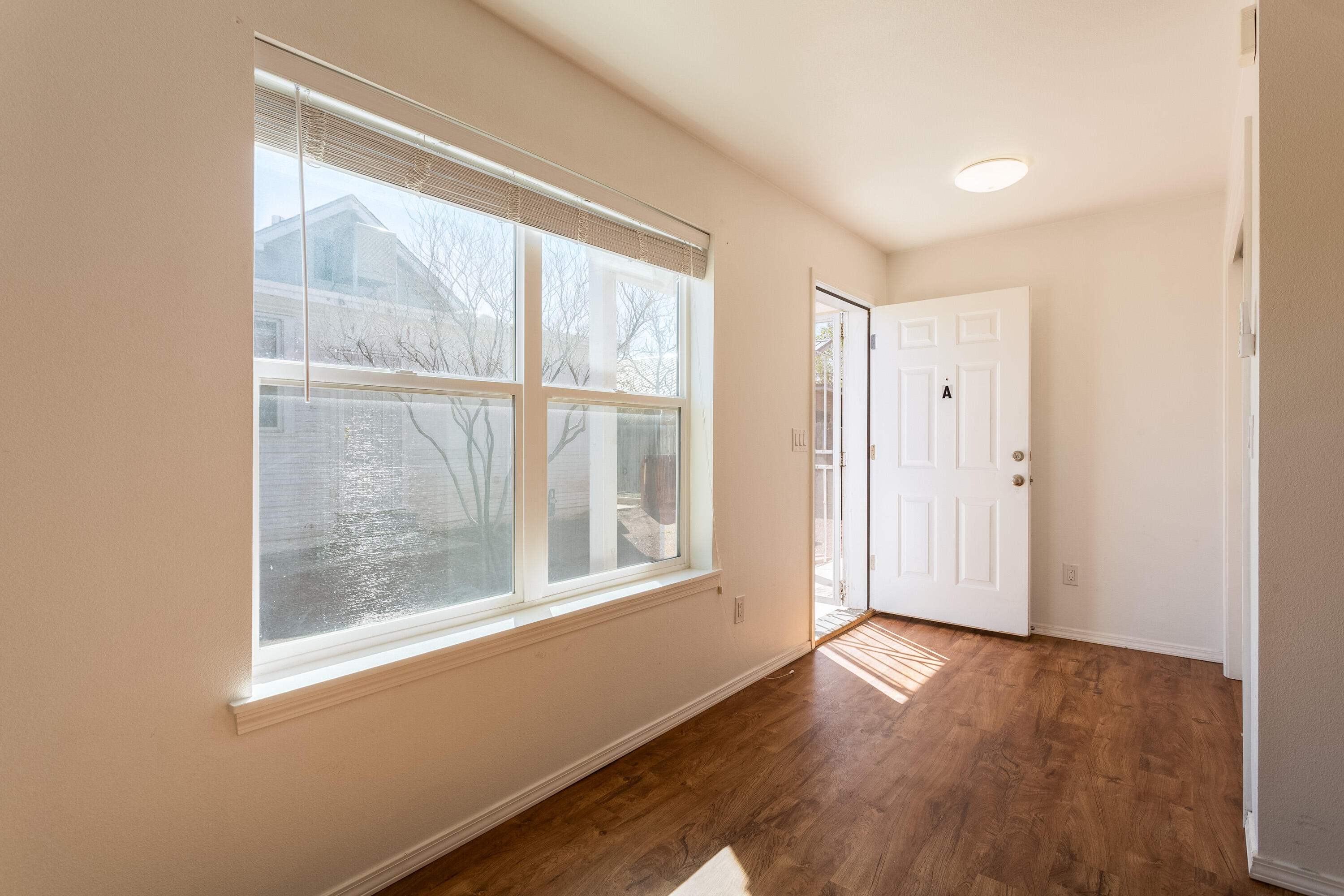 309 CORNELL Drive SE