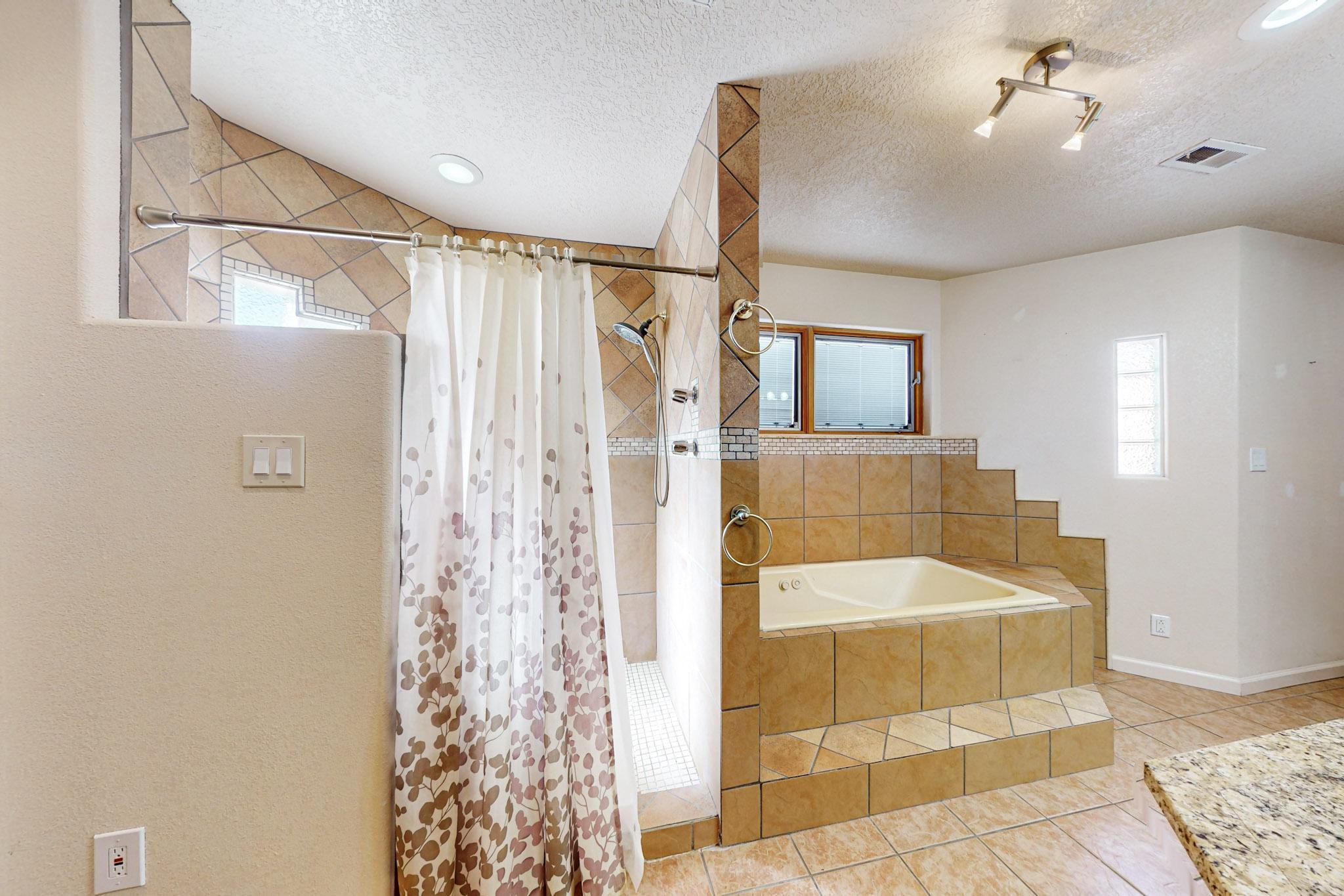 911 Lancelot Circle