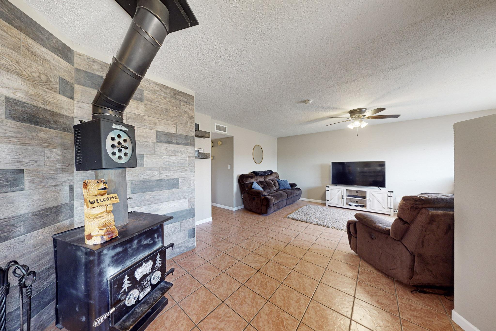 911 Lancelot Circle