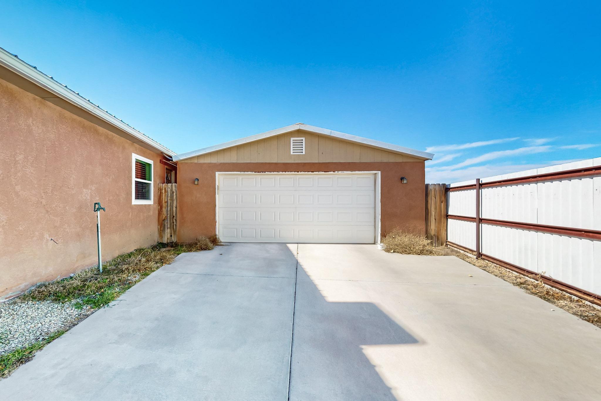 911 Lancelot Circle