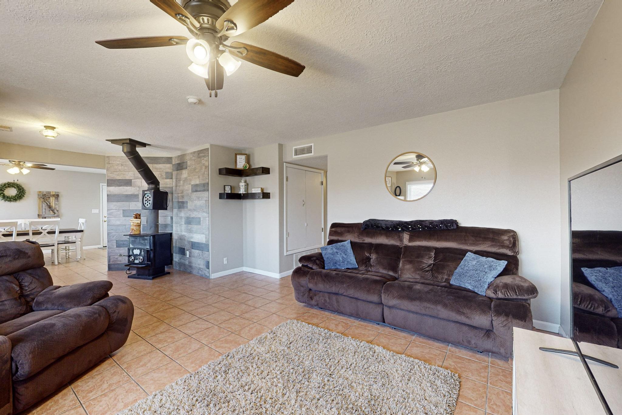 911 Lancelot Circle