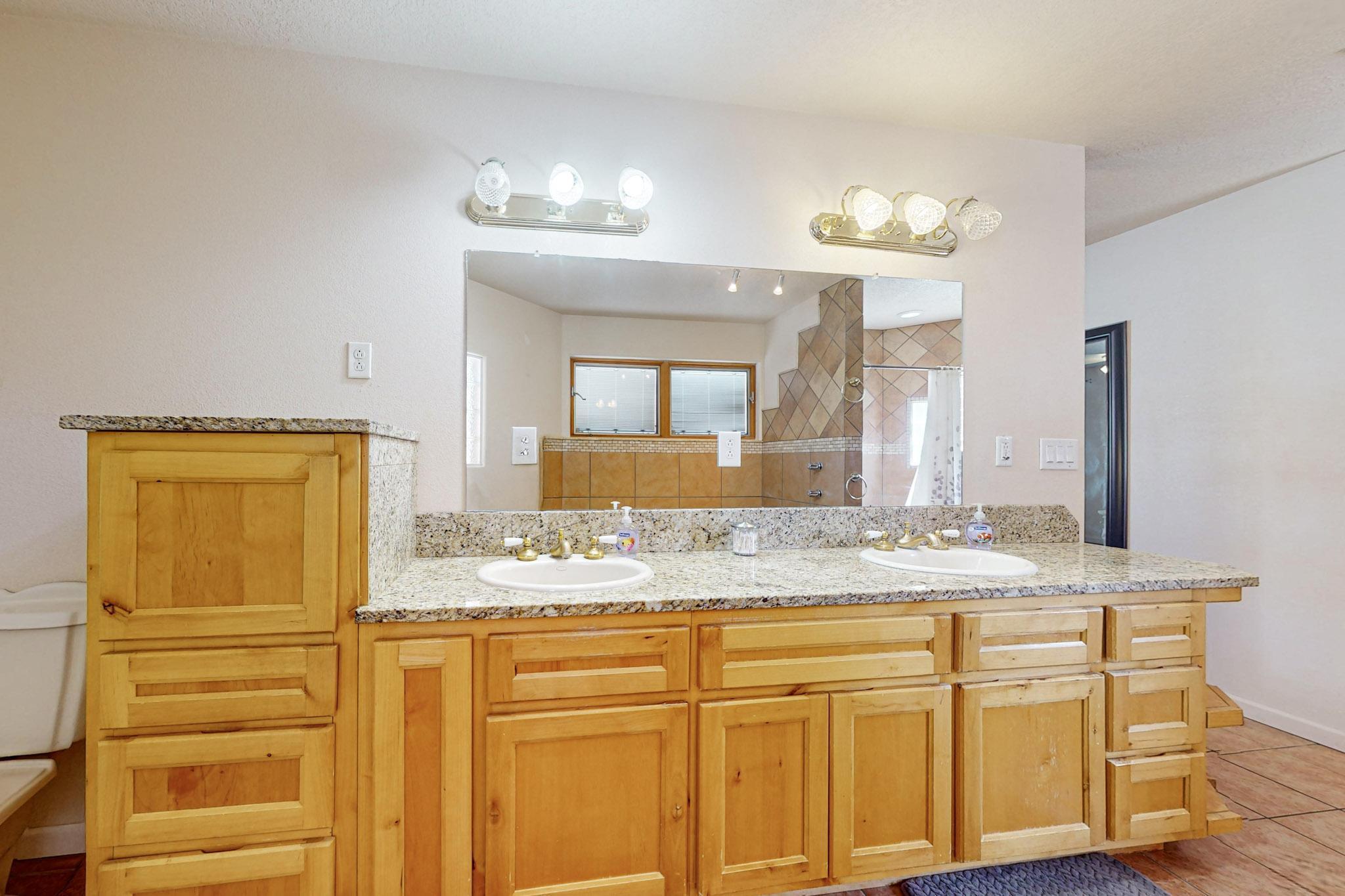 911 Lancelot Circle
