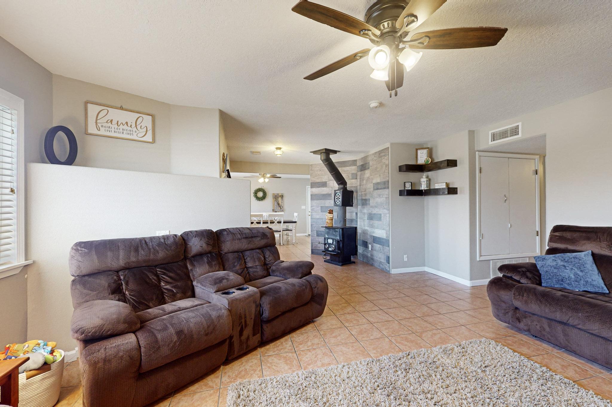 911 Lancelot Circle