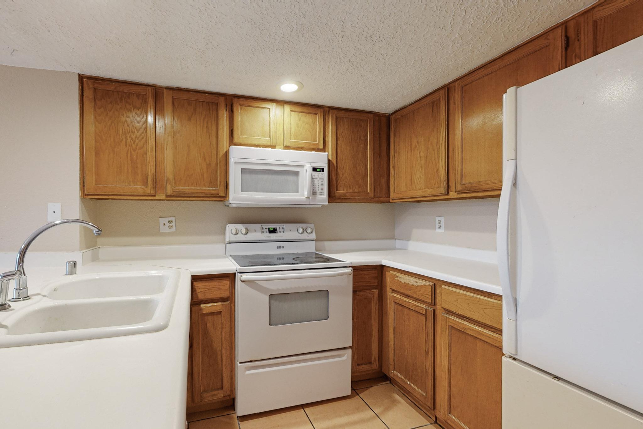 6041 Sequoia Road NW C7