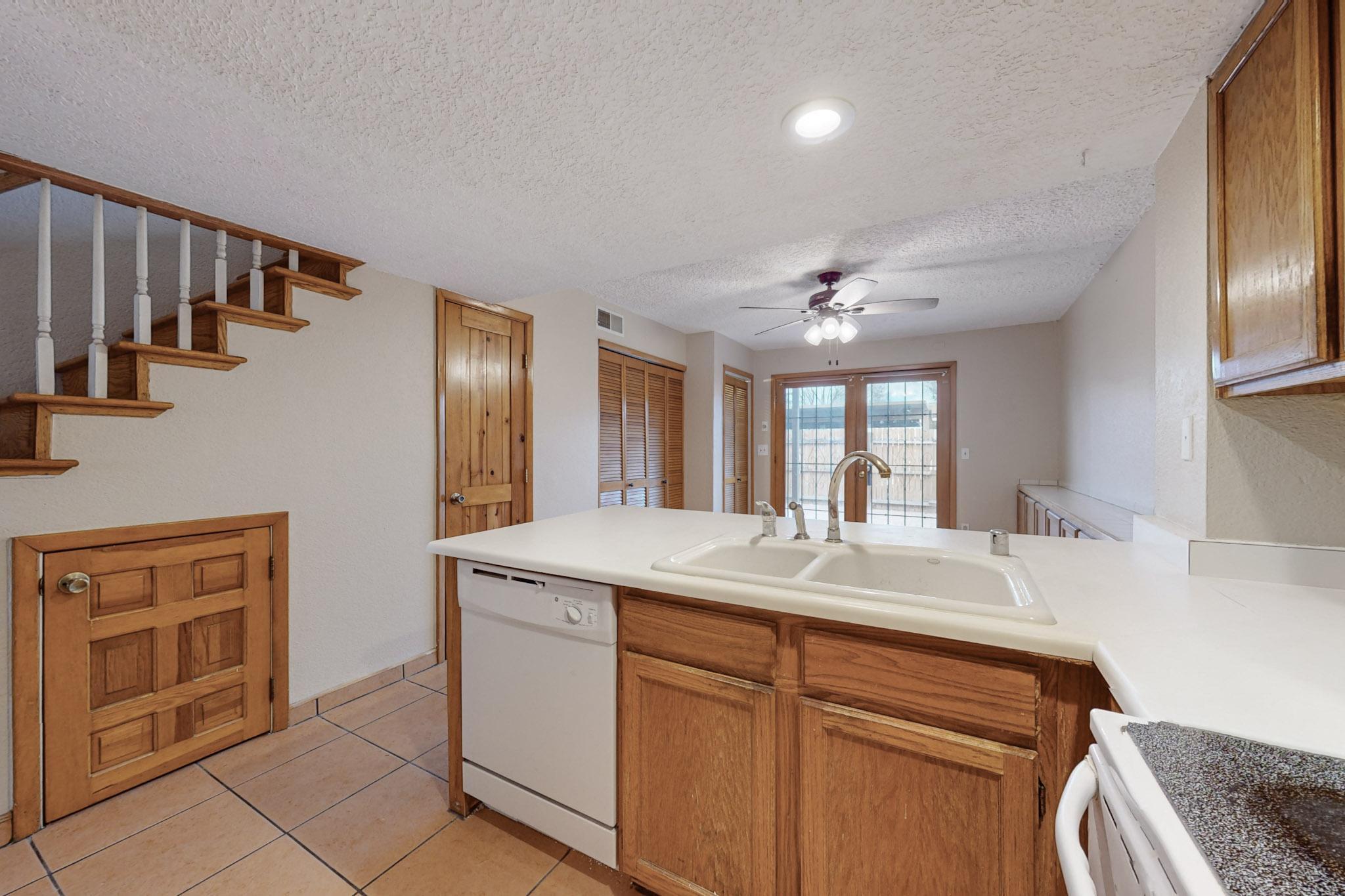 6041 Sequoia Road NW C7