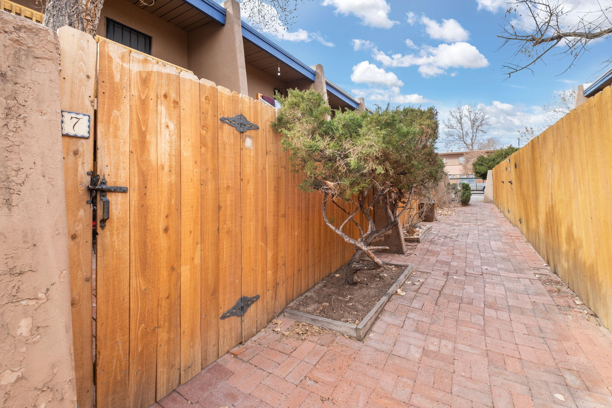 520 14TH Street SW 7