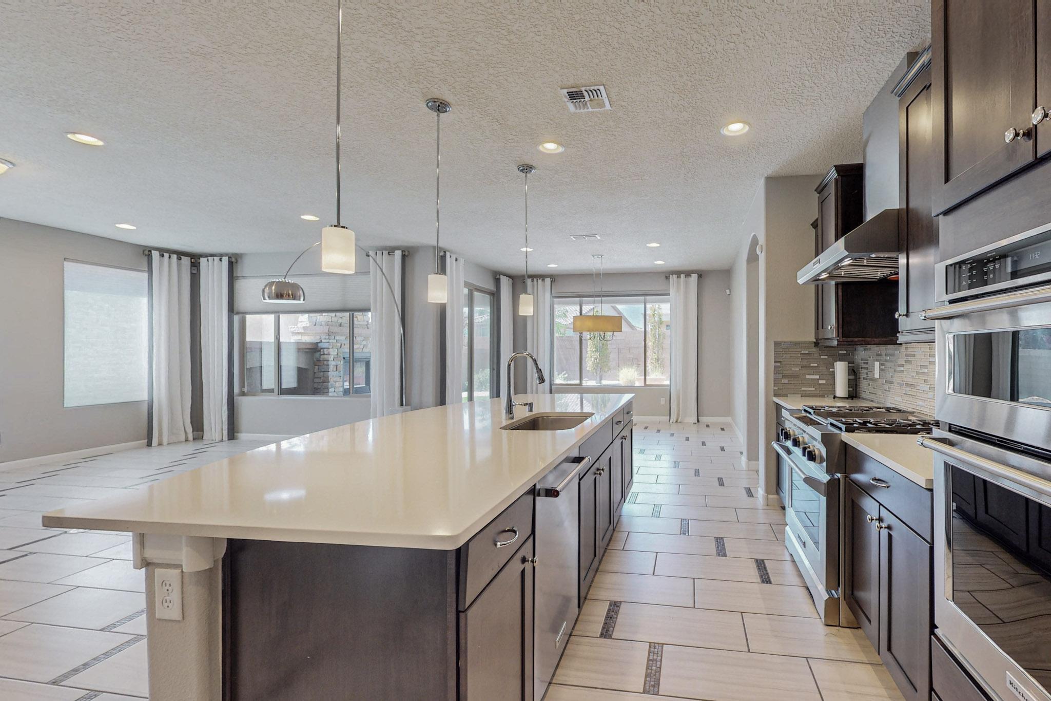 9212 DEL WEBB Lane NW