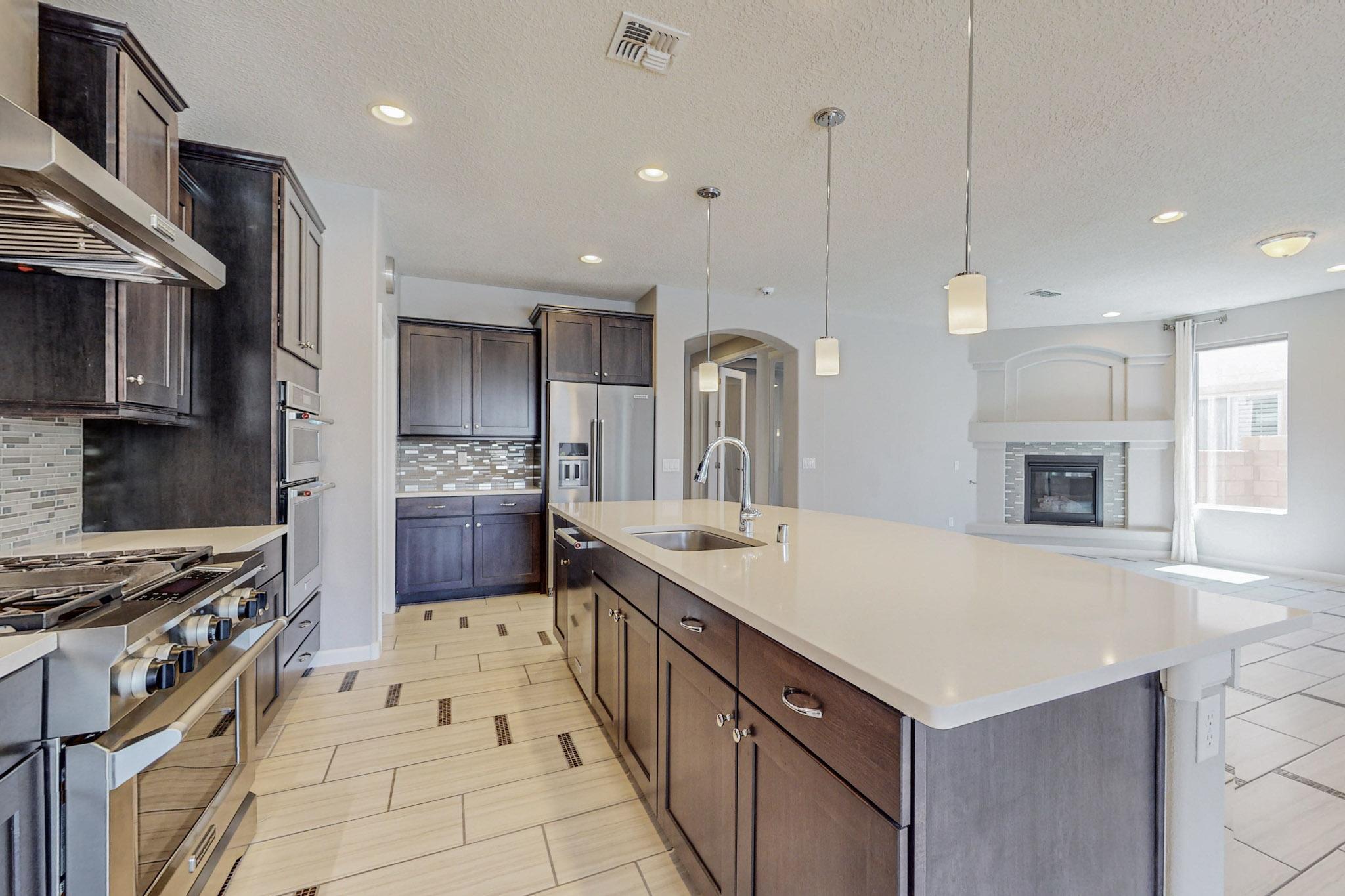 9212 DEL WEBB Lane NW
