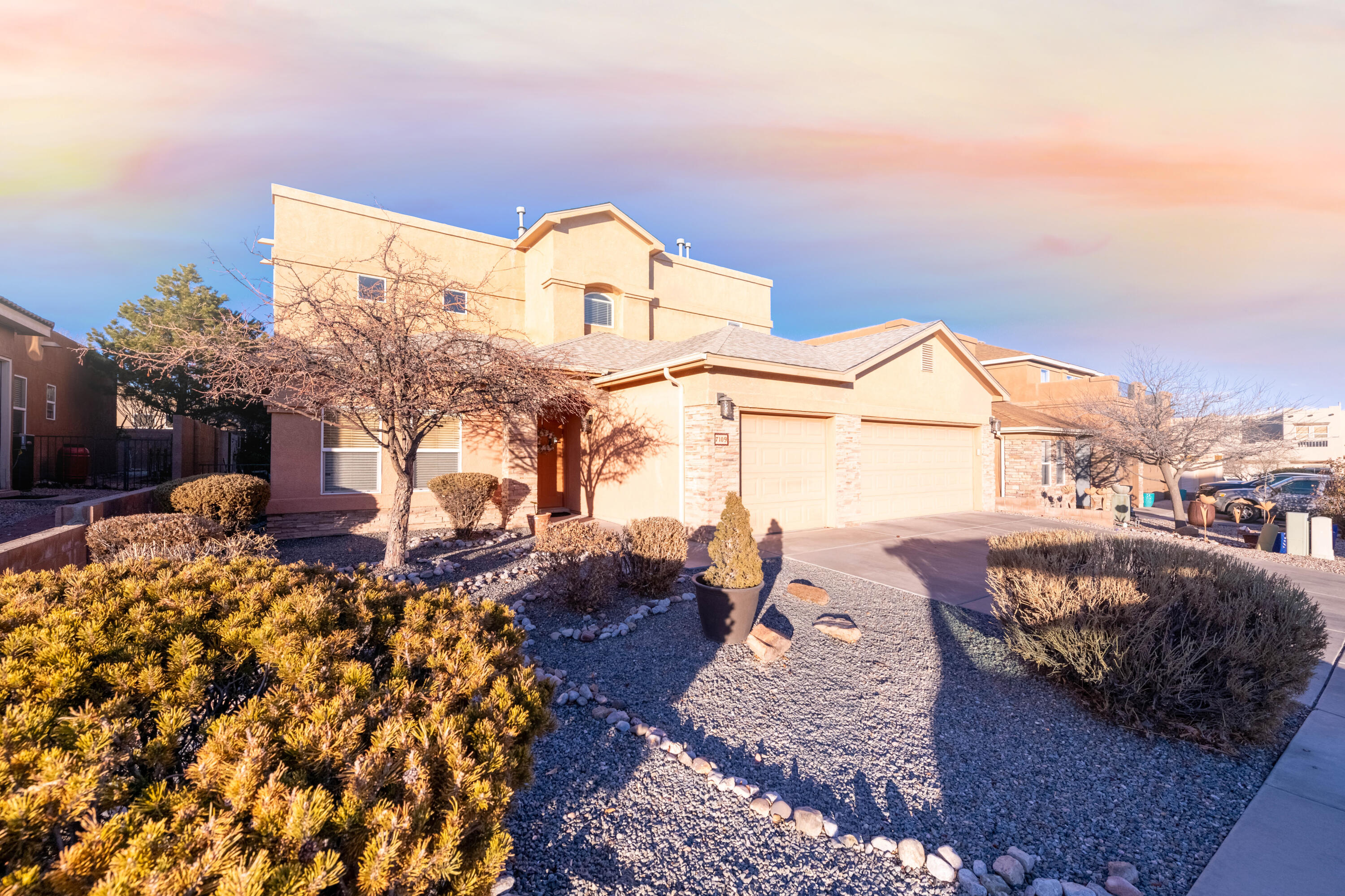 7109 GLYNDON Trail NW