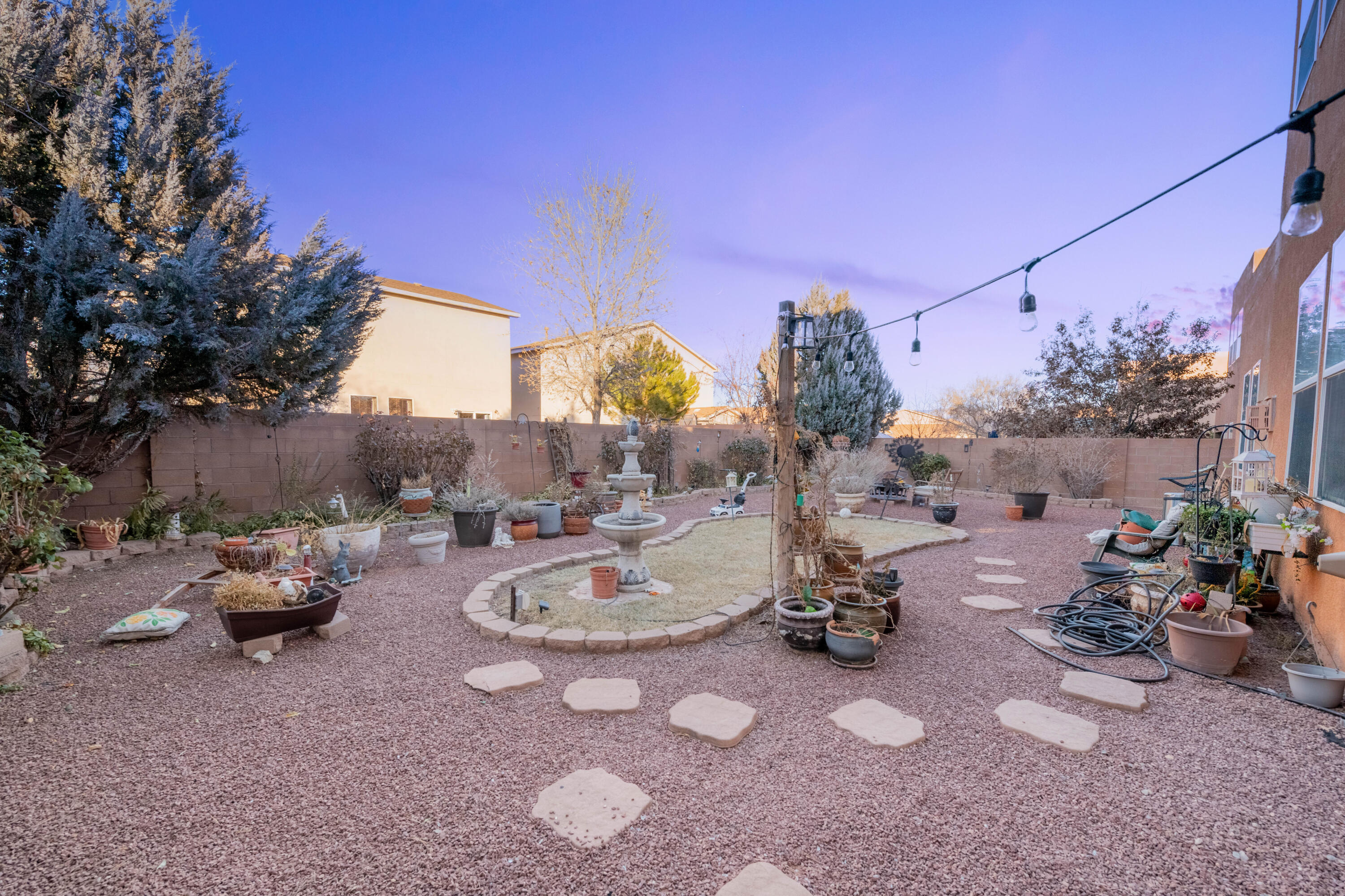 7109 GLYNDON Trail NW