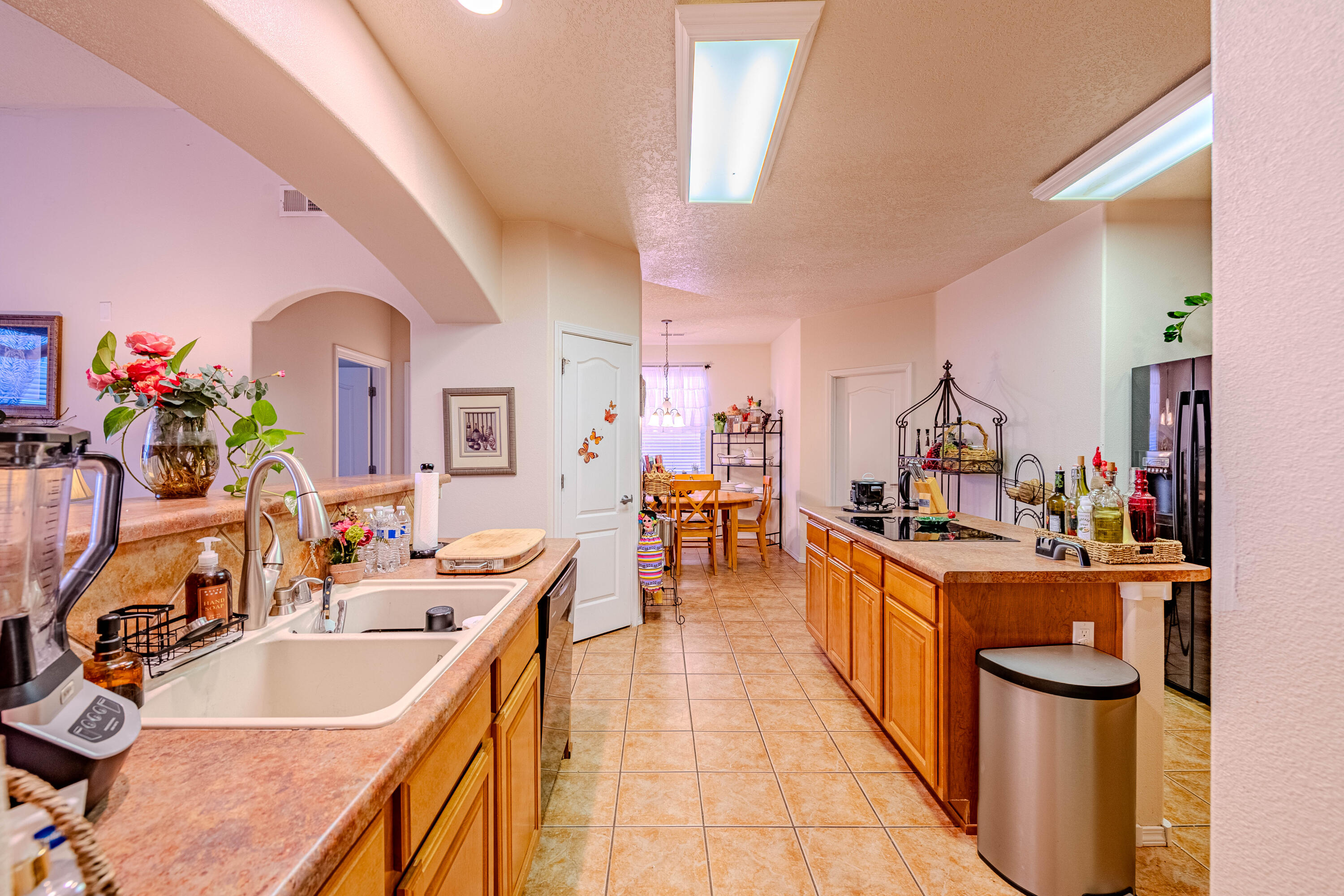 7109 GLYNDON Trail NW
