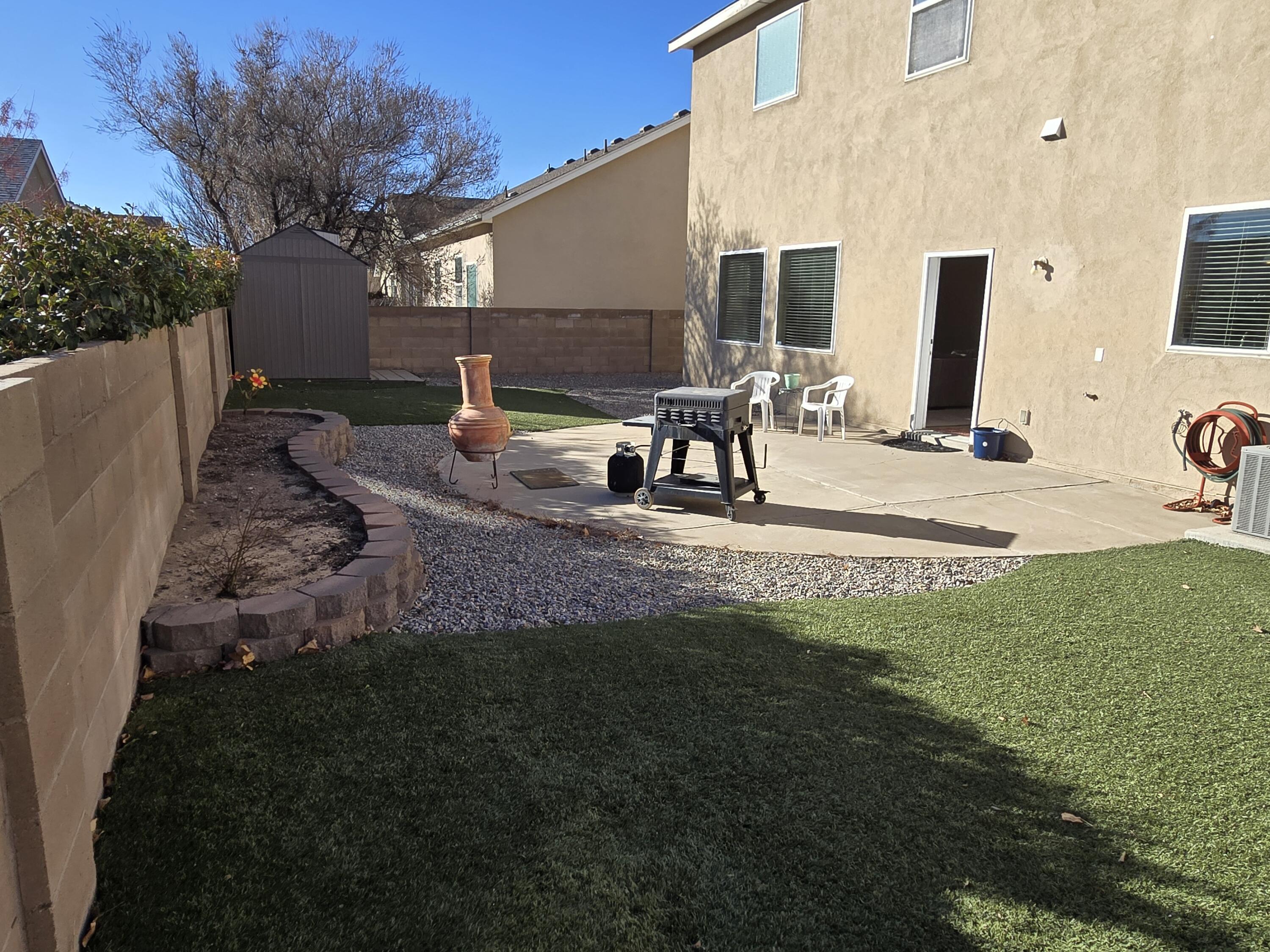 2122 N ENSENADA Circle SE