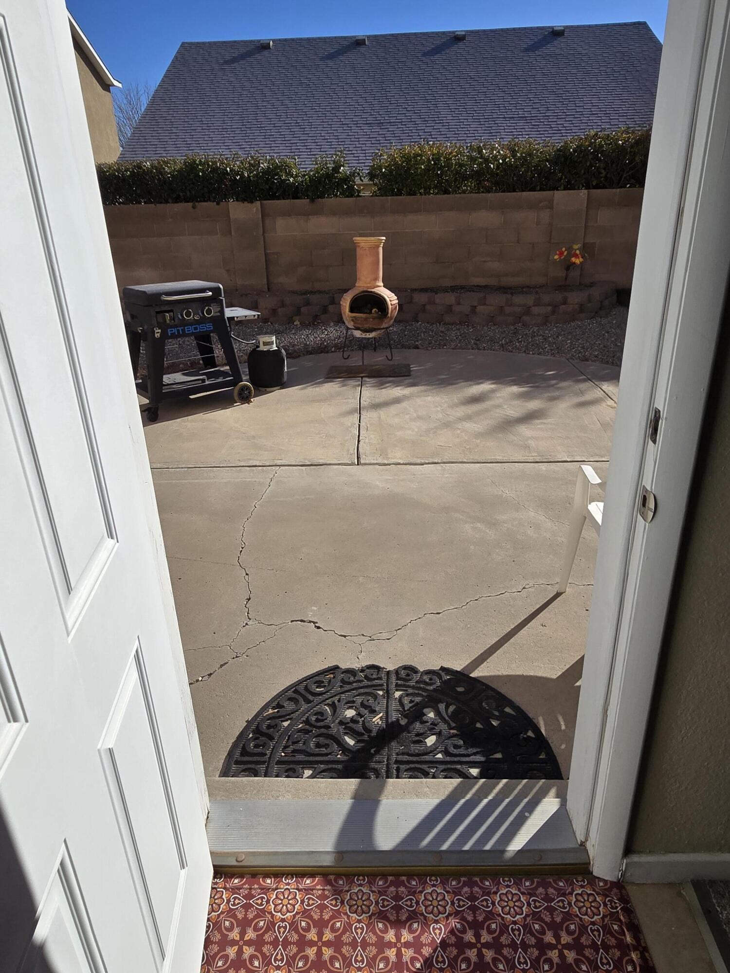 2122 N ENSENADA Circle SE
