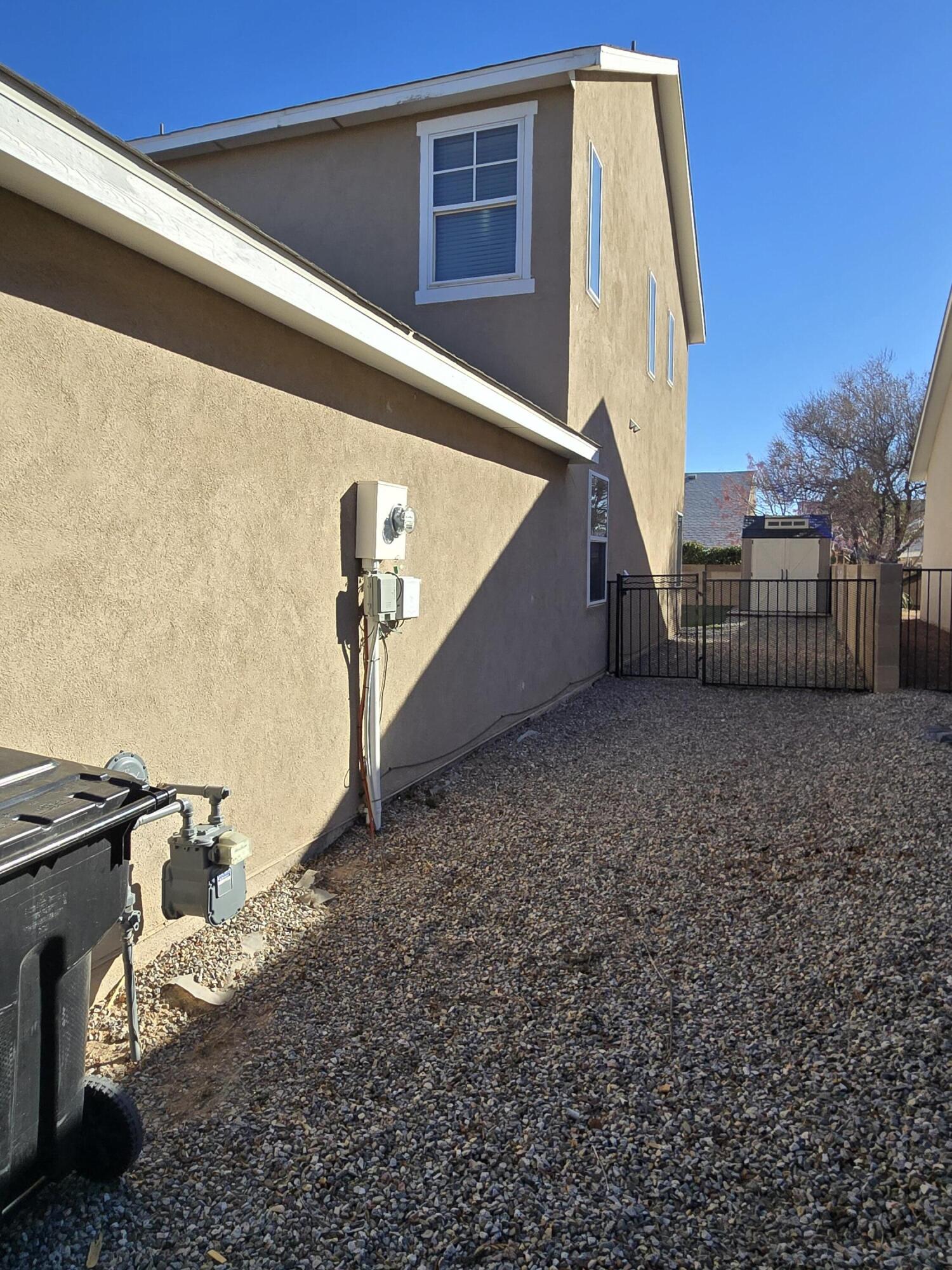 2122 N ENSENADA Circle SE