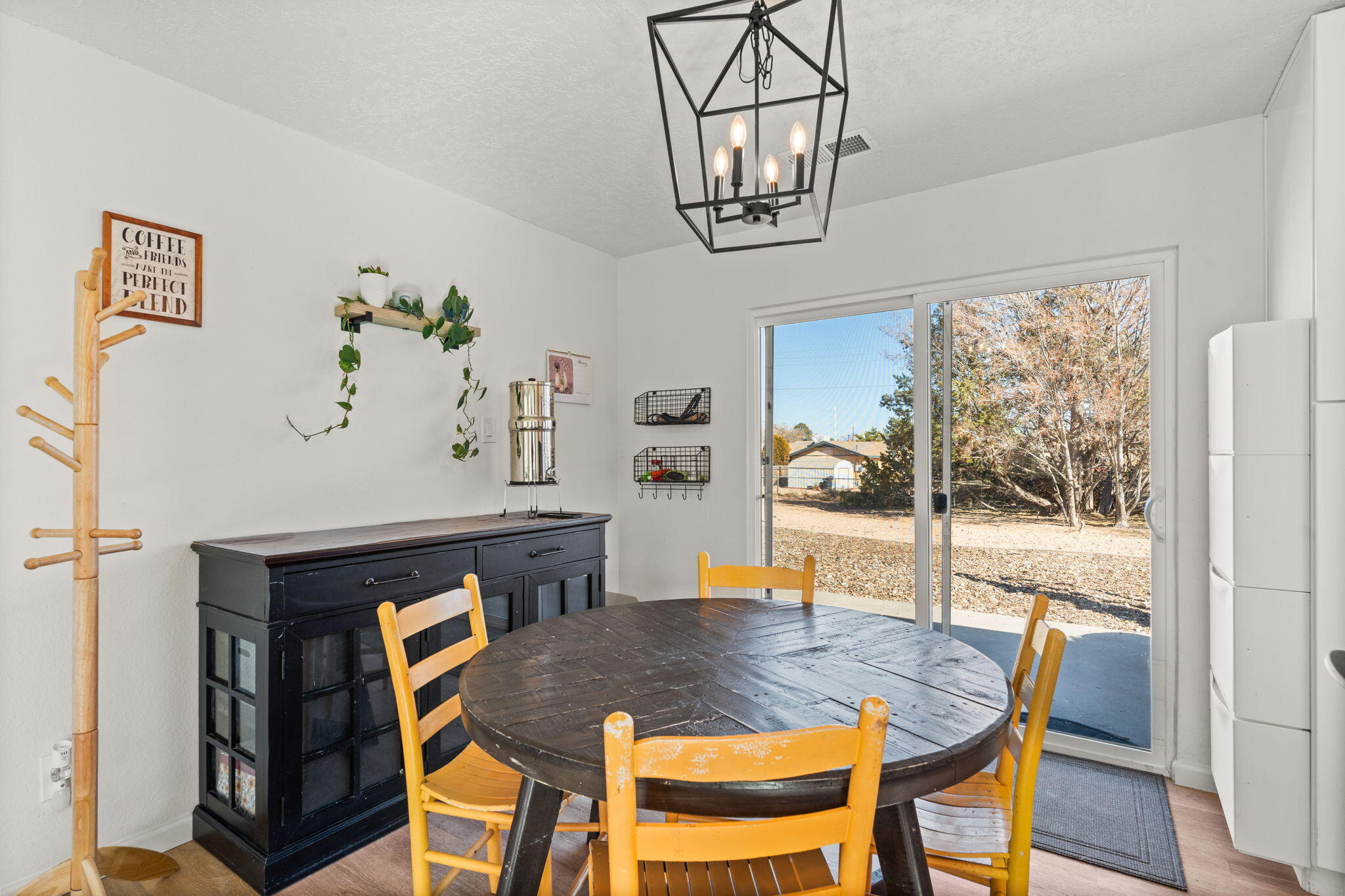 1006 KATHY Road SE
