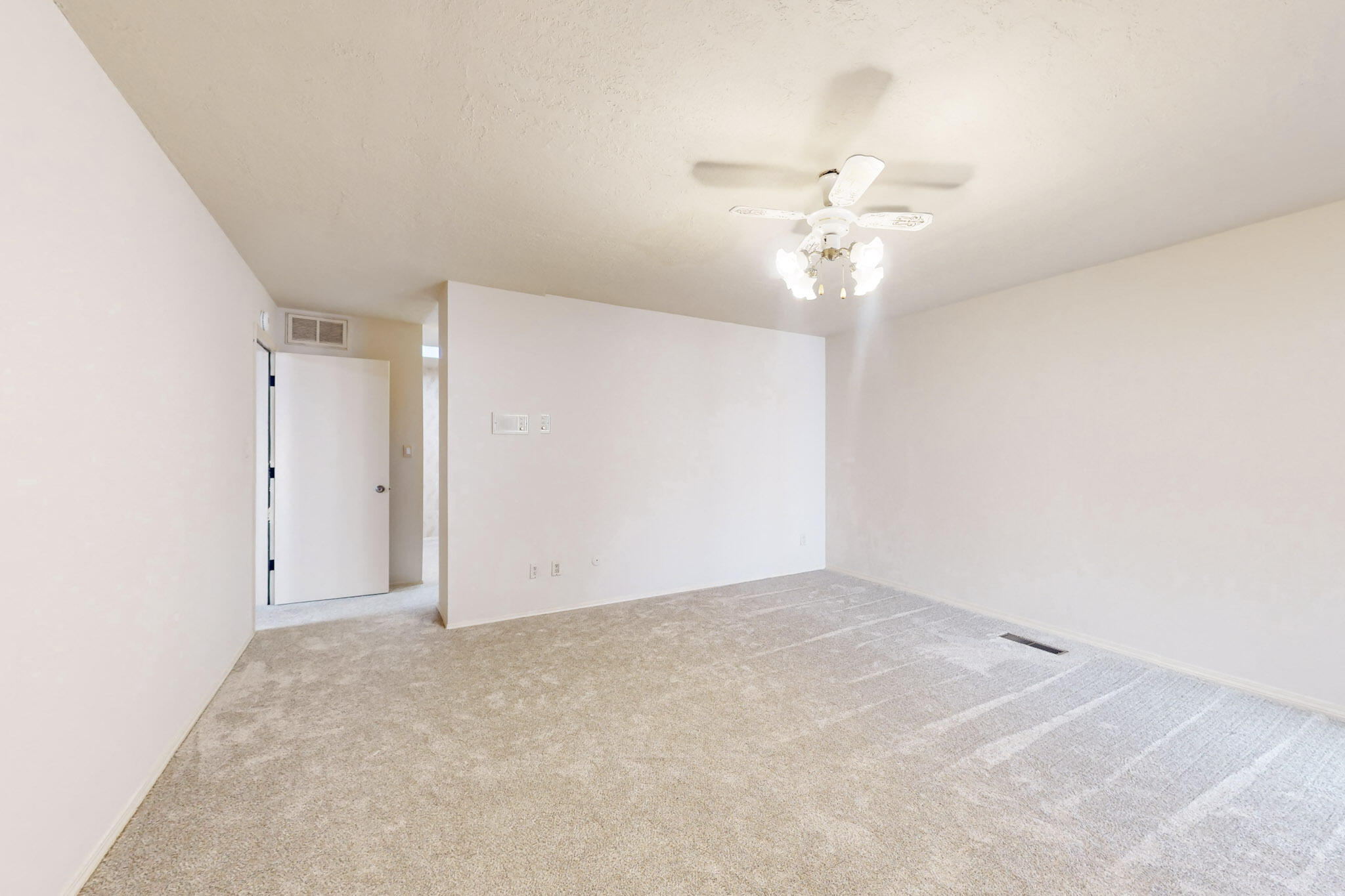 1103 BERNALILLO Place