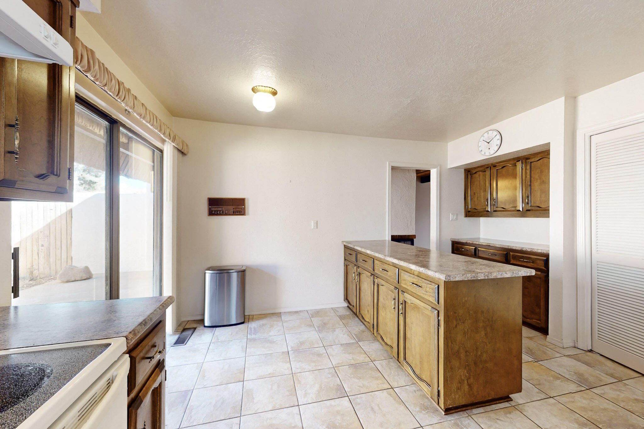 1103 BERNALILLO Place