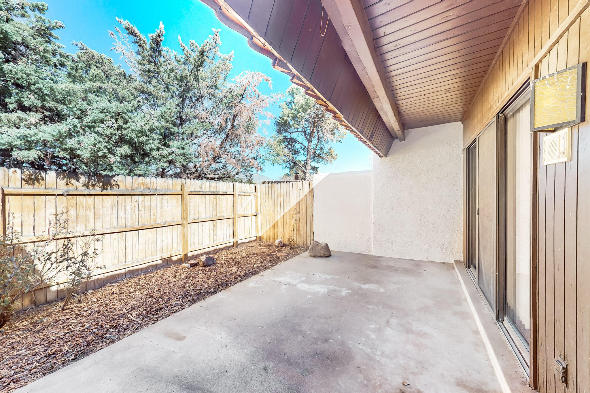 1103 BERNALILLO Place