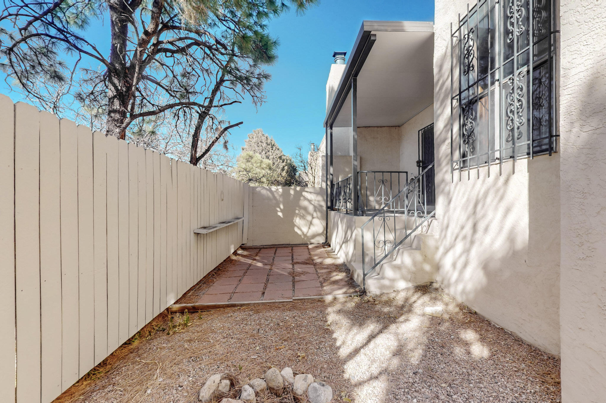 1933 CHANDELLE Loop NE