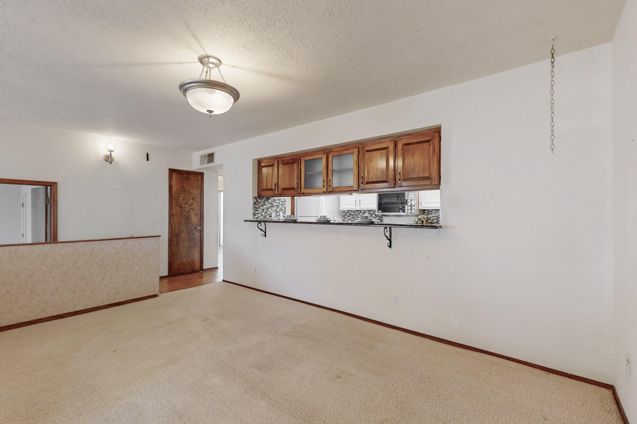 1933 CHANDELLE Loop NE