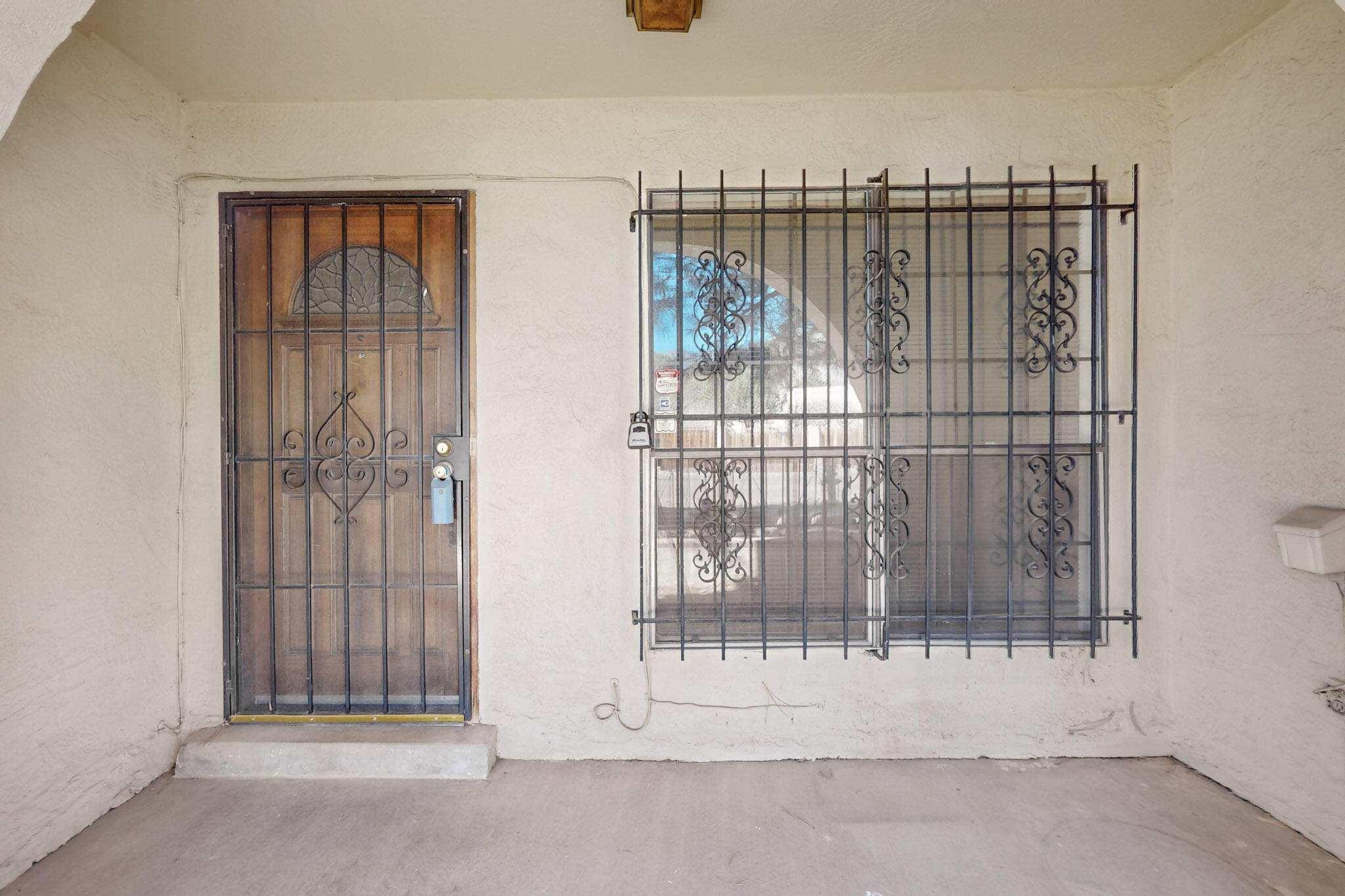 1933 CHANDELLE Loop NE