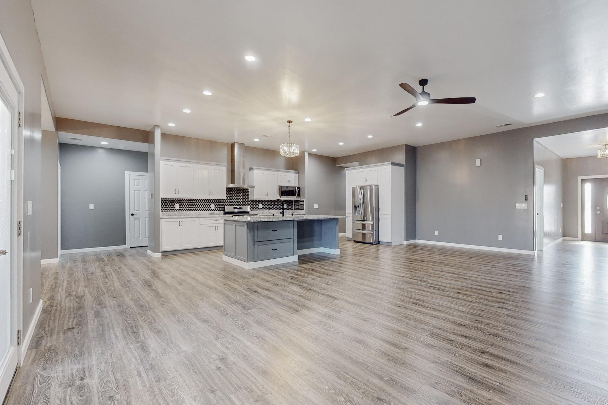 2917 aurora Road NE