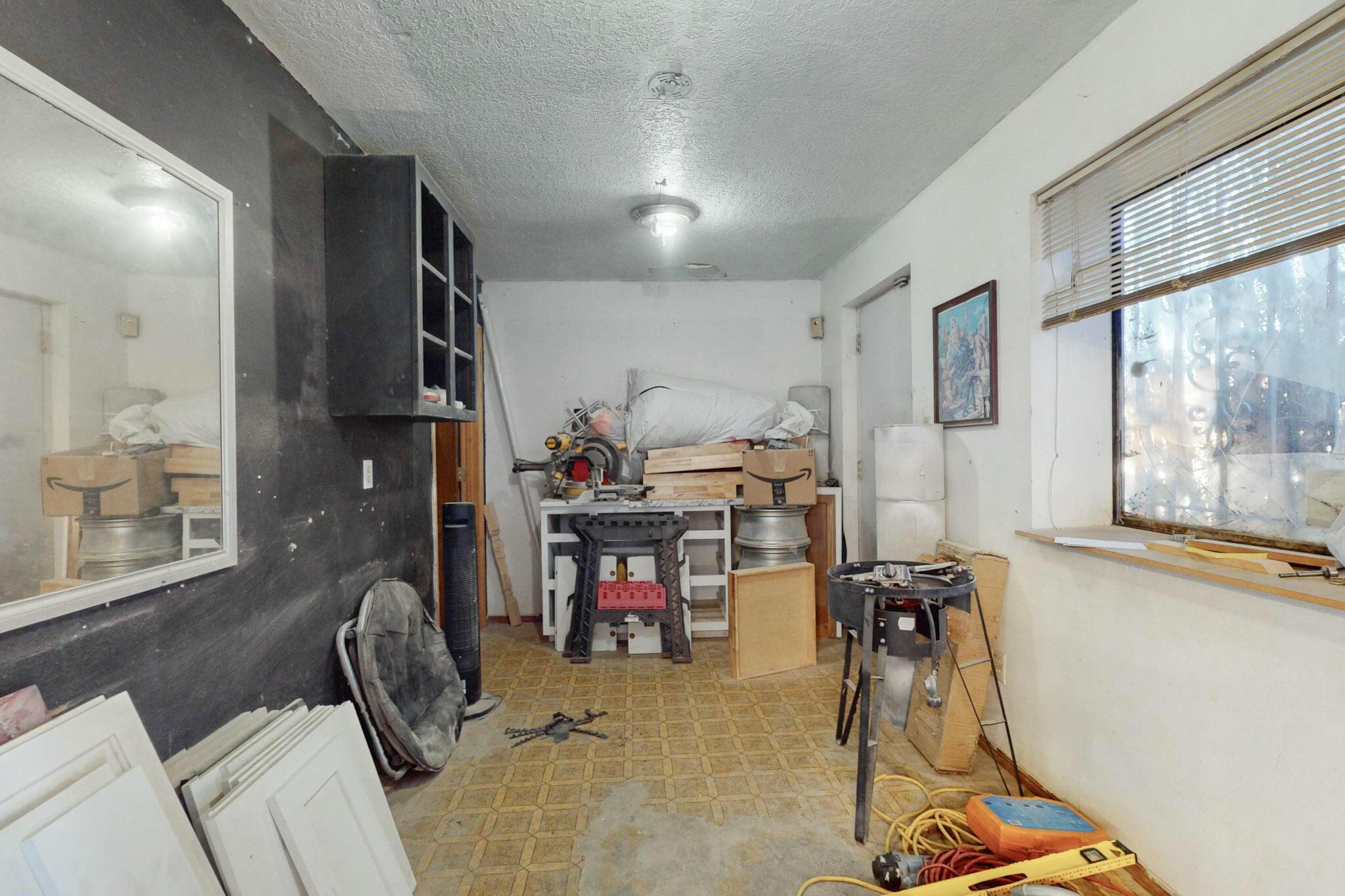 921 RomaDora Lane