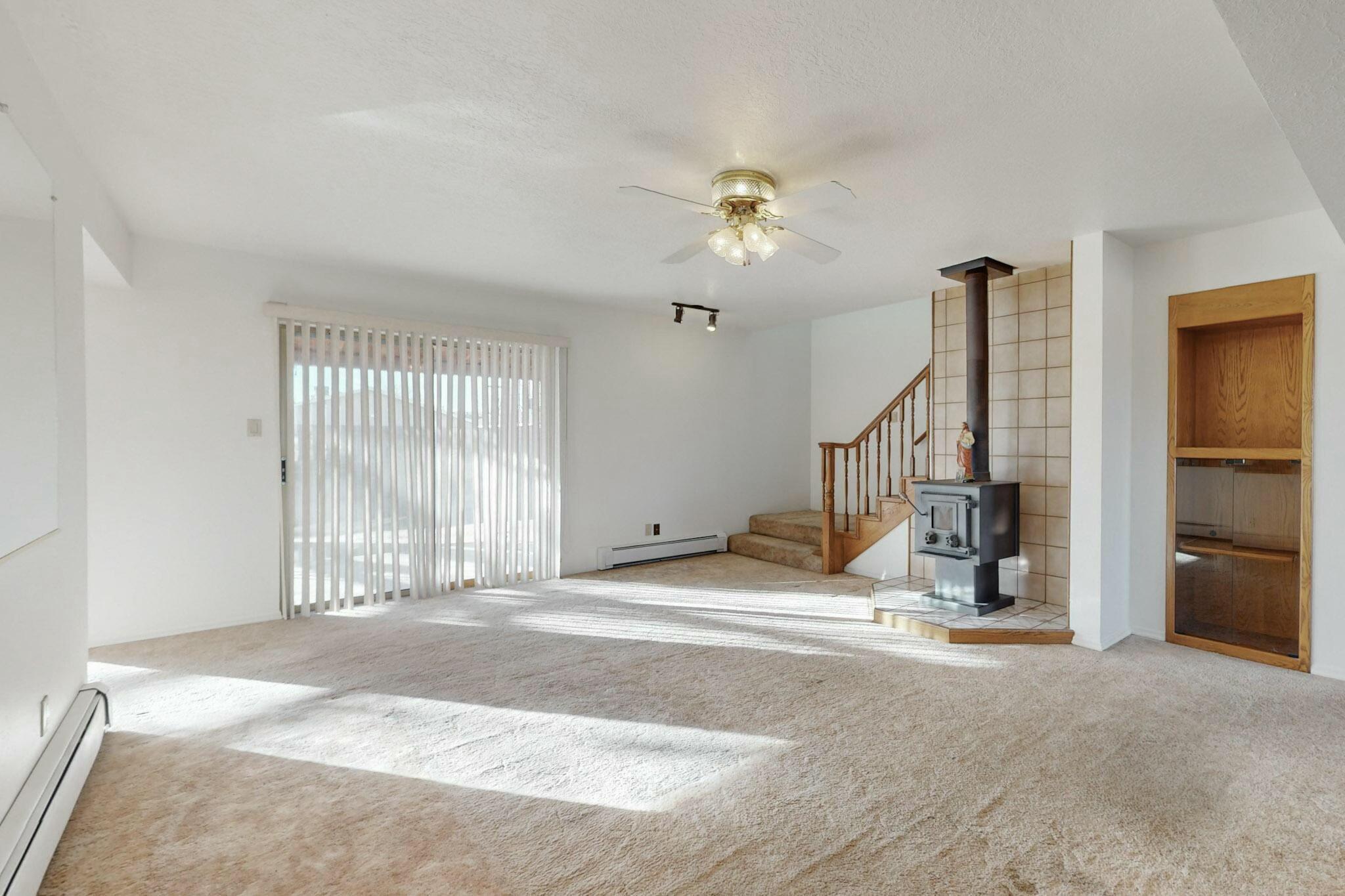 921 RomaDora Lane