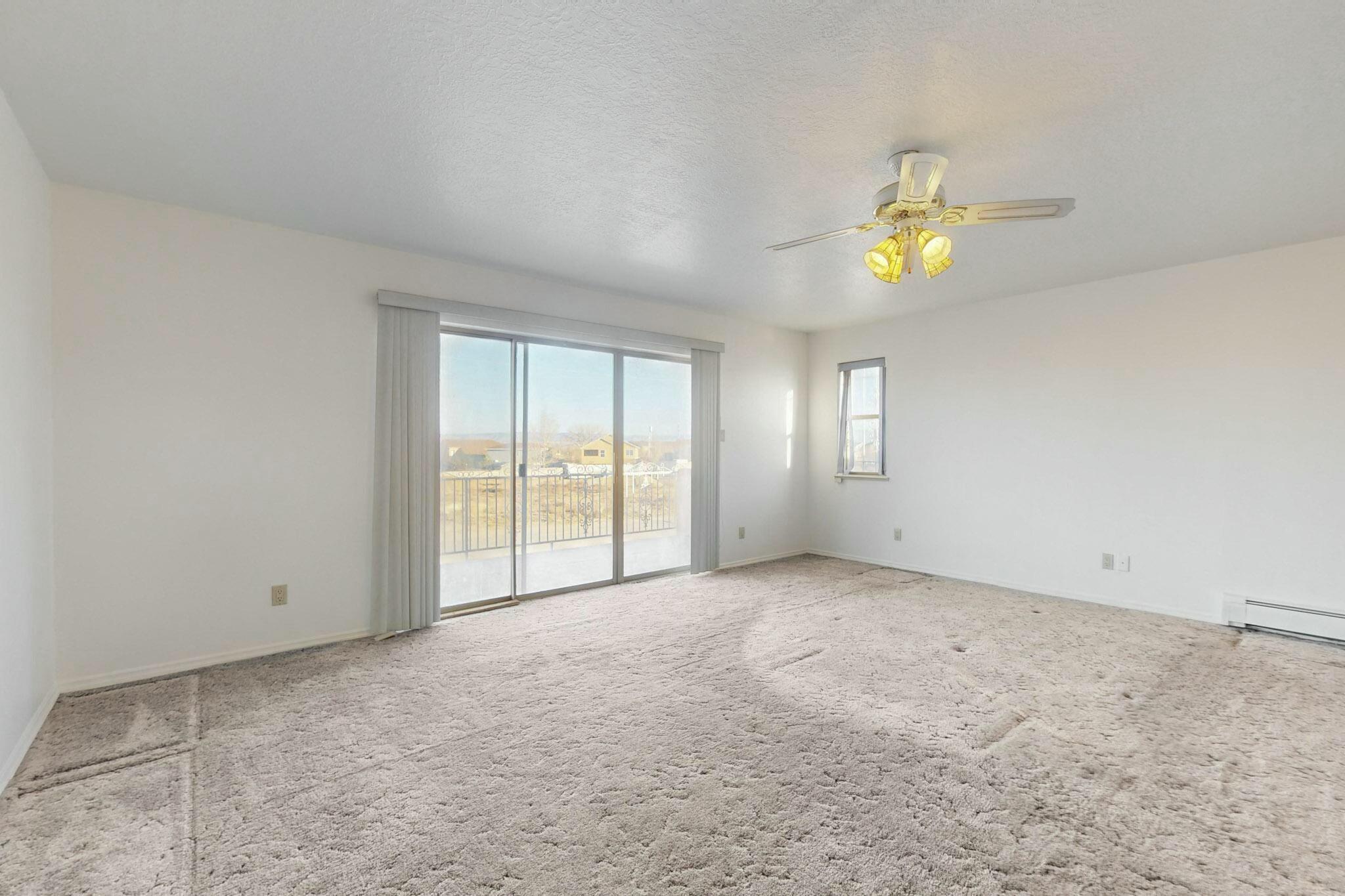921 RomaDora Lane