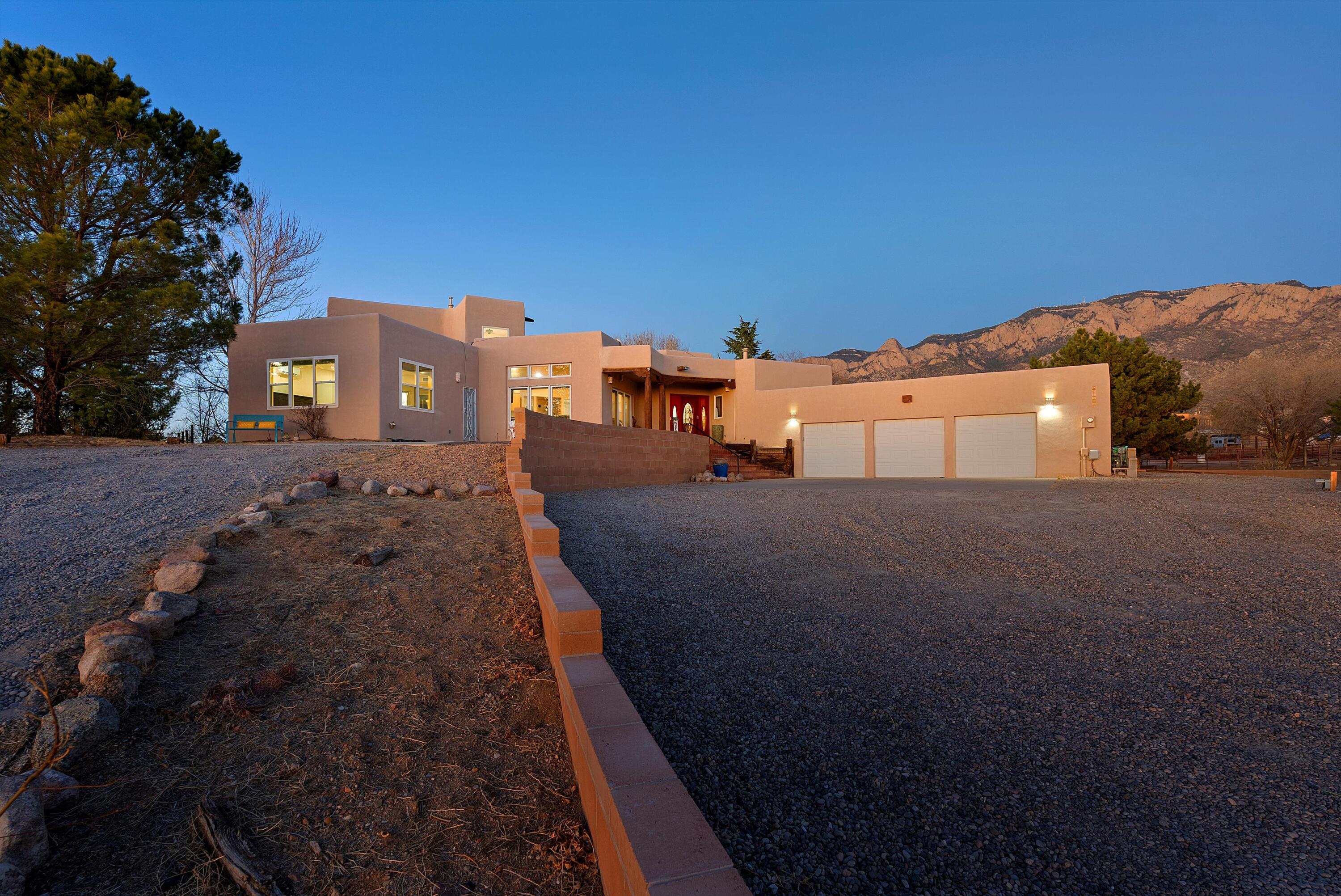 11211 OAKLAND Avenue NE