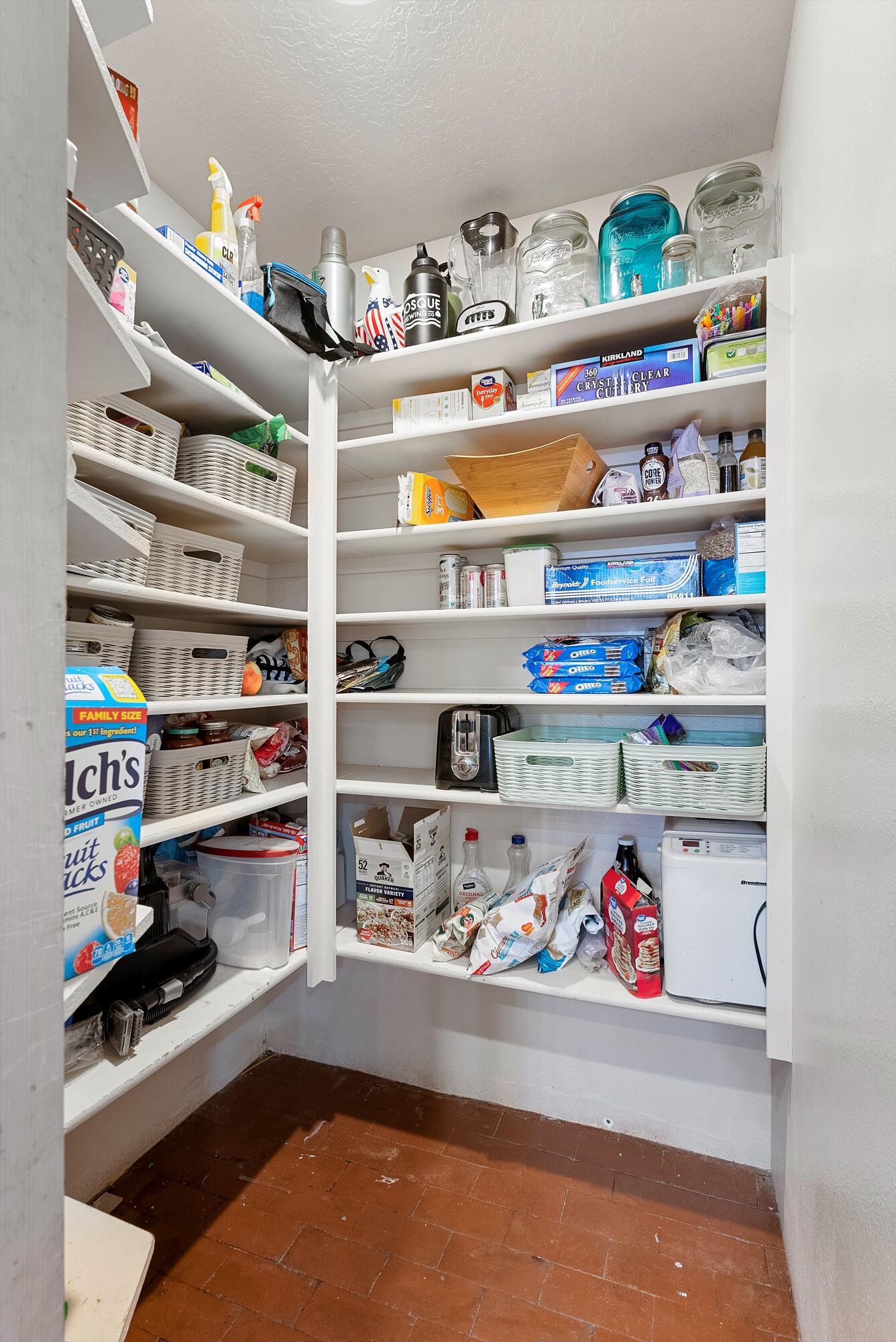 11211 OAKLAND Avenue NE