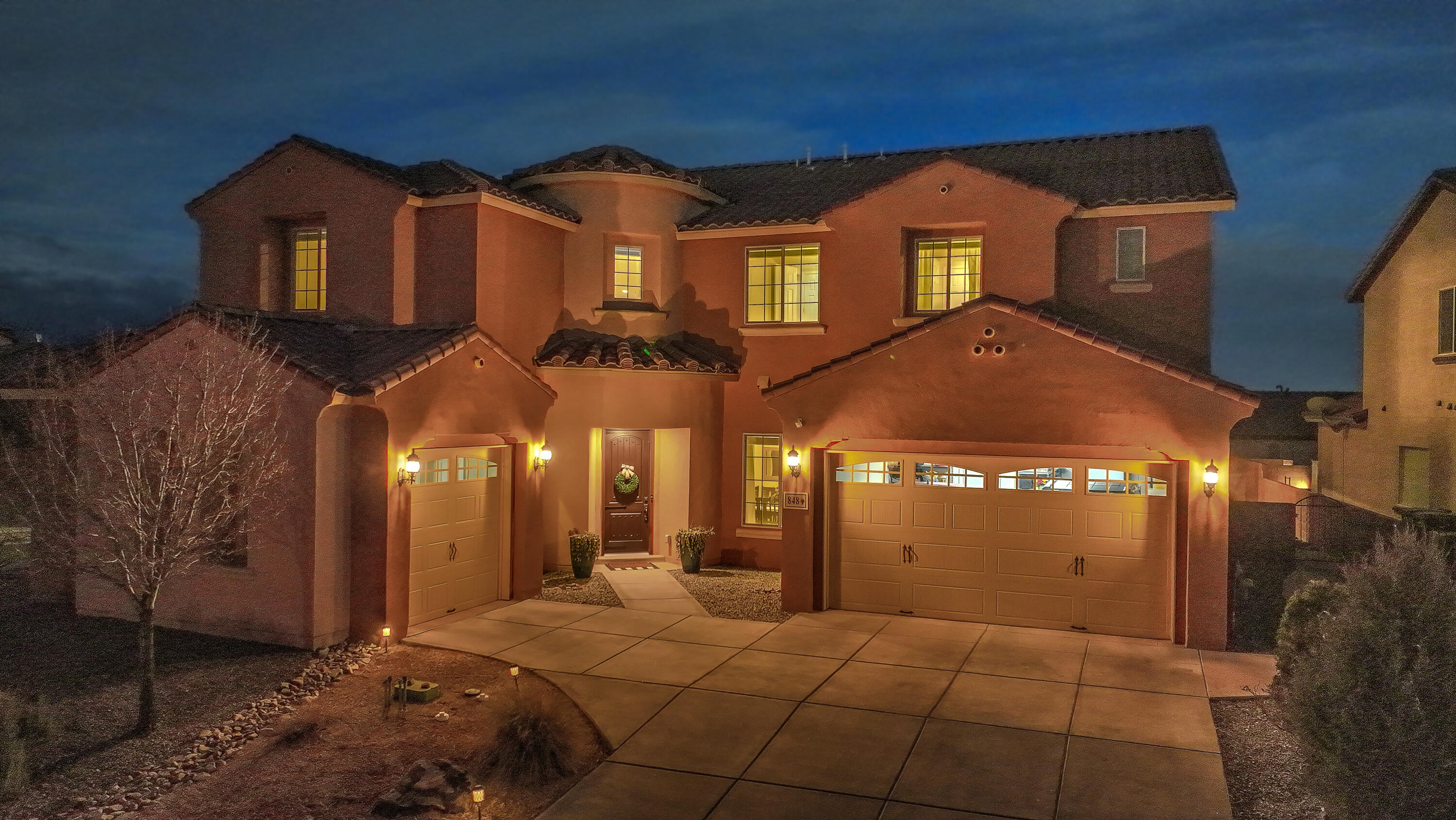 848 MESA ROJA Trail NE