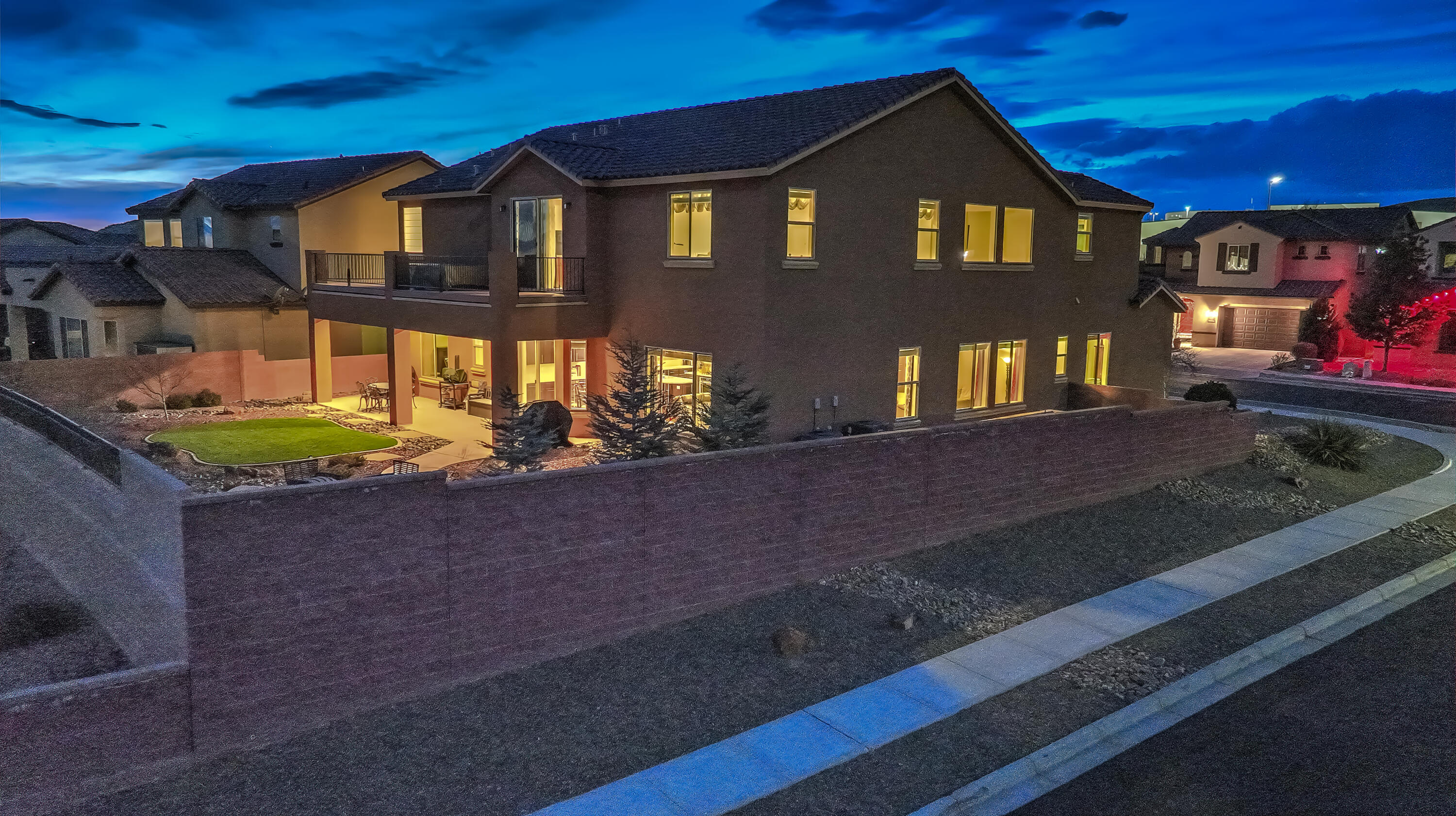 848 MESA ROJA Trail NE
