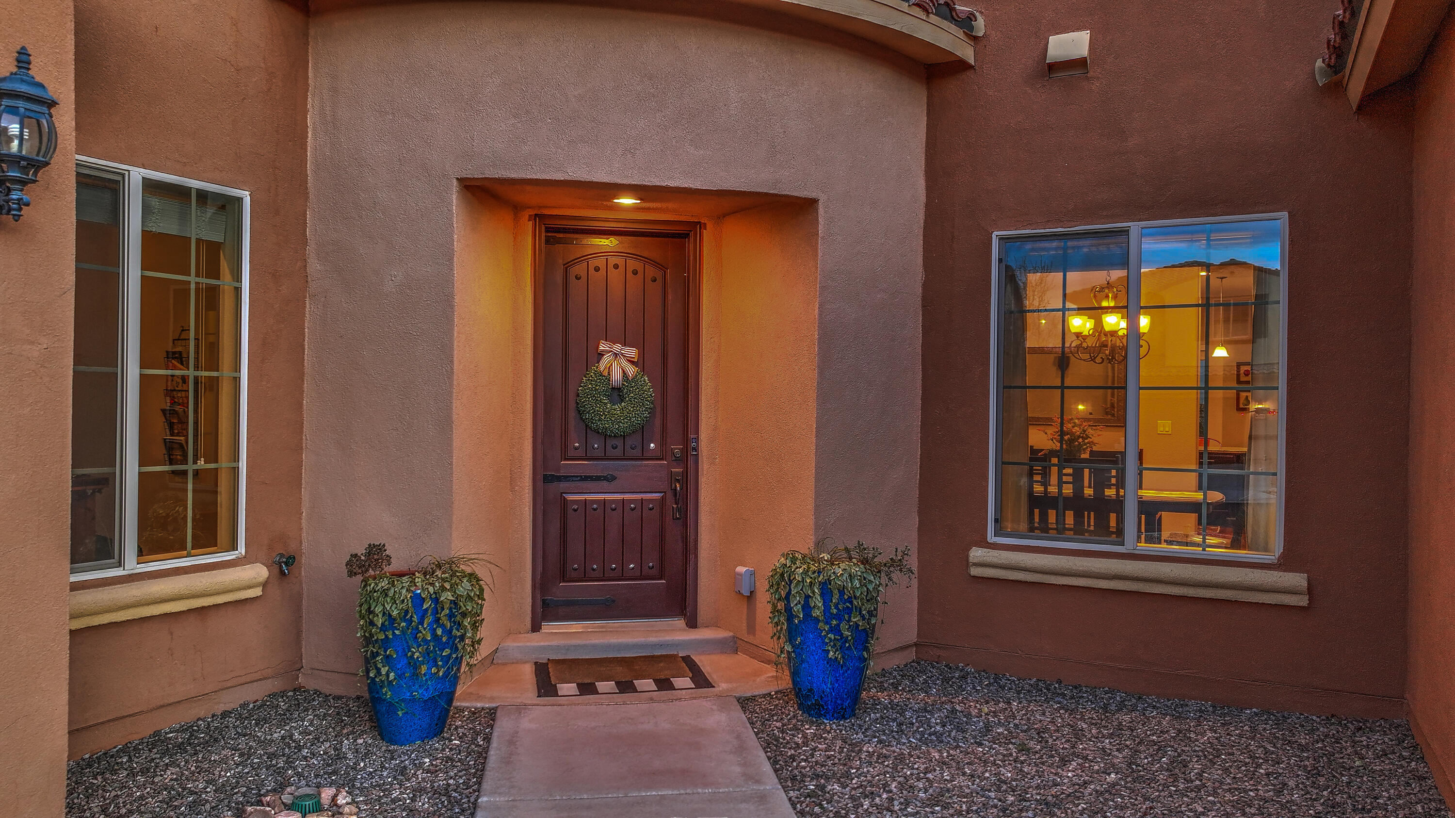 848 MESA ROJA Trail NE