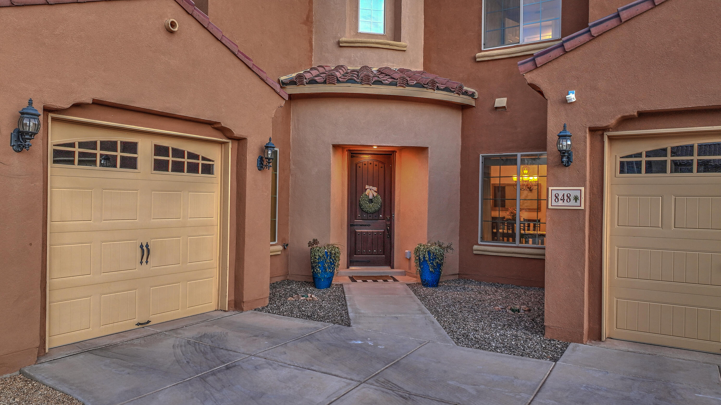 848 MESA ROJA Trail NE